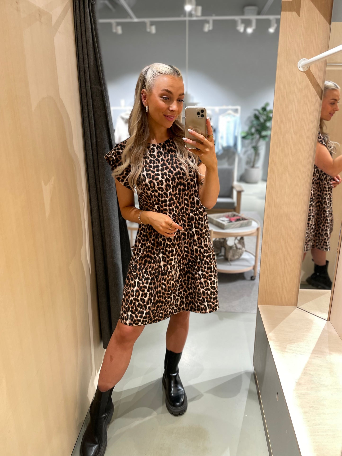VISYBIL Short Dress - Brazzilian Sand