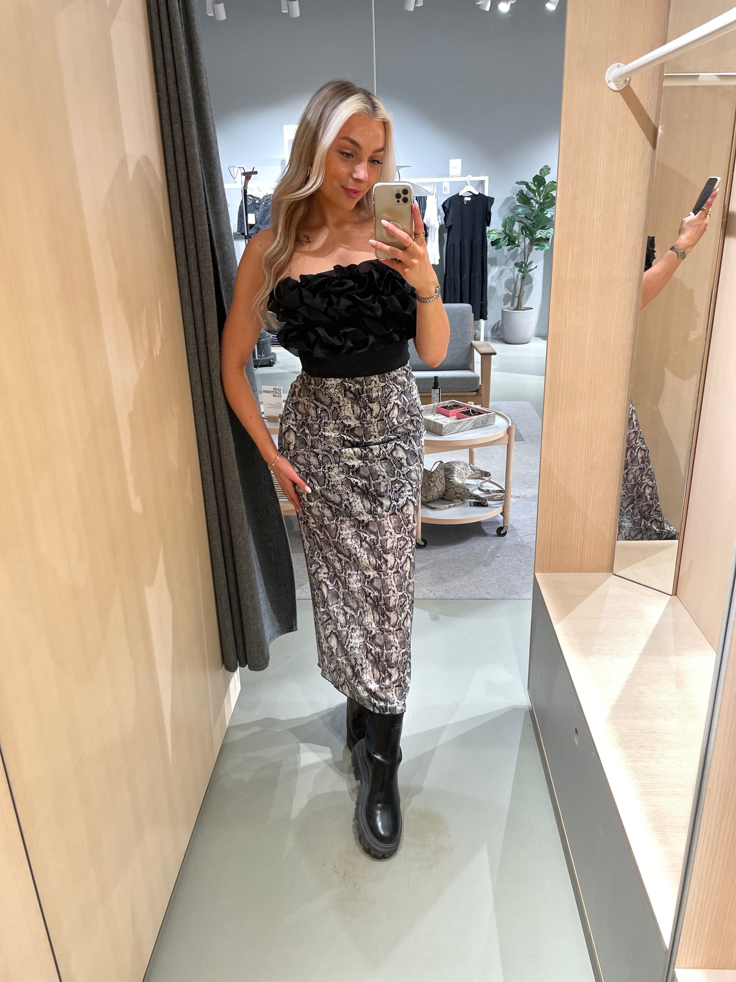 OBJMONTANA Midi Skirt - Tofu