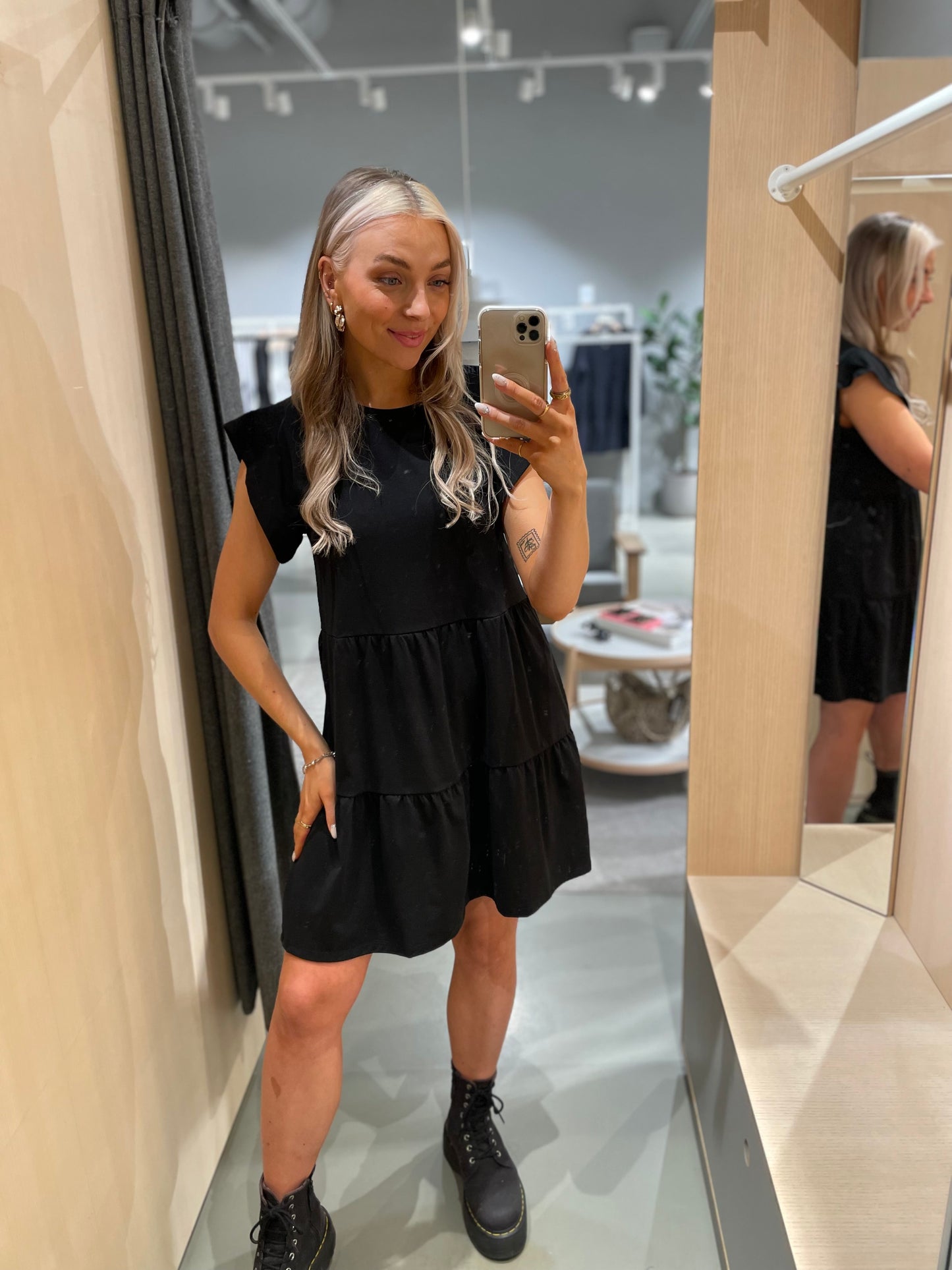VISUMMER Short Dress - Black