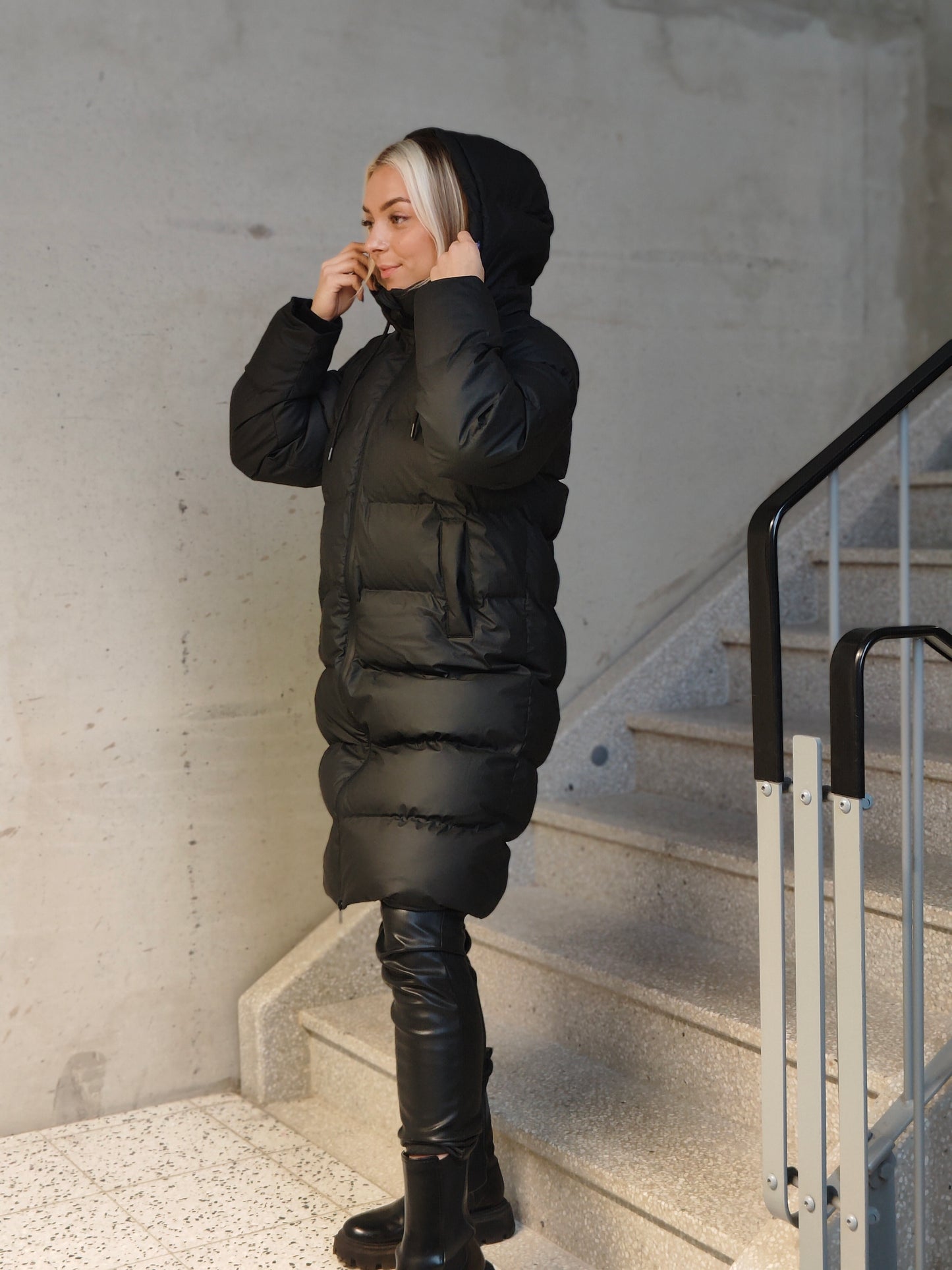 NMSKY Parka - Black