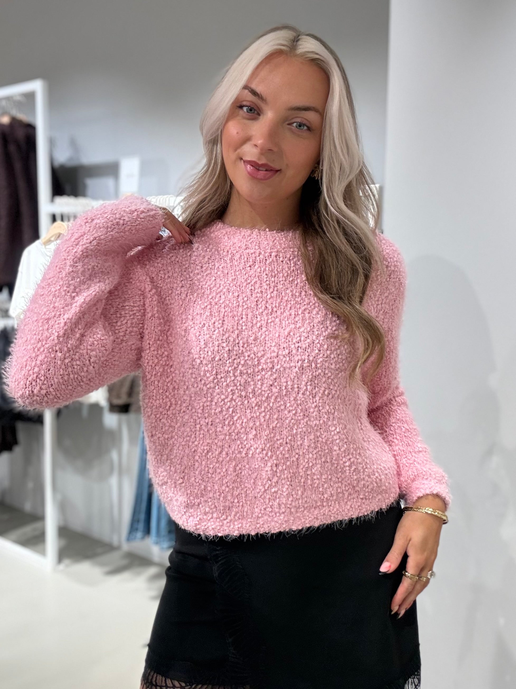 NMSASSY Pullover - Romance Rose