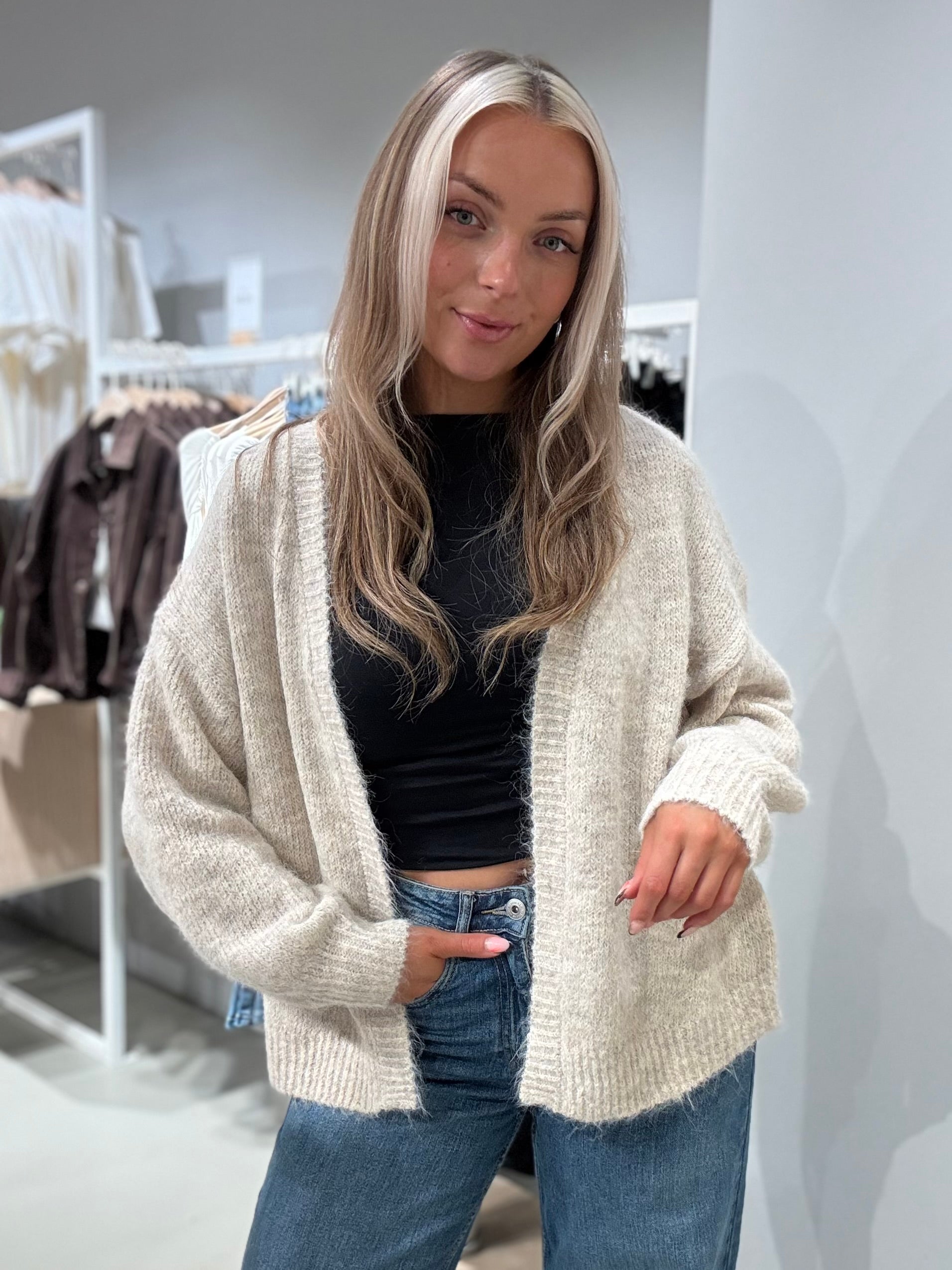 VILAMPE Knitted Cardigan - Super Light Natural Melan