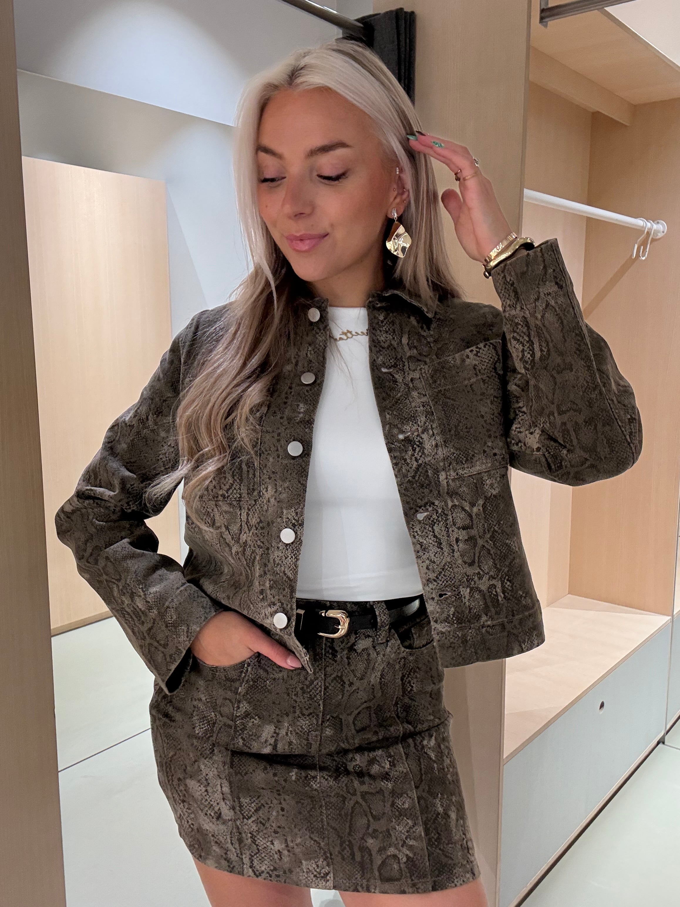 VICHIA Jacket - Fondue Fudge