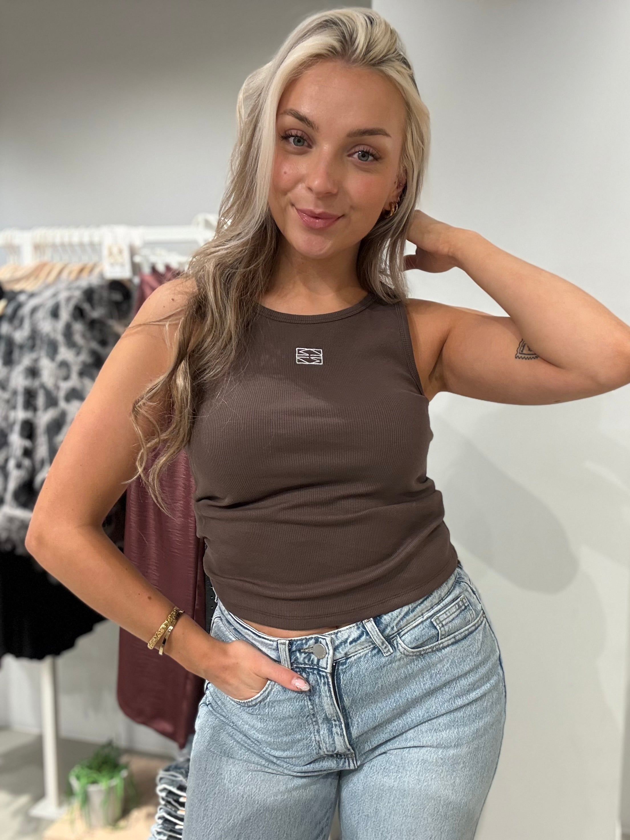 NMMAYA Tank-Top - Chocolate Brown
