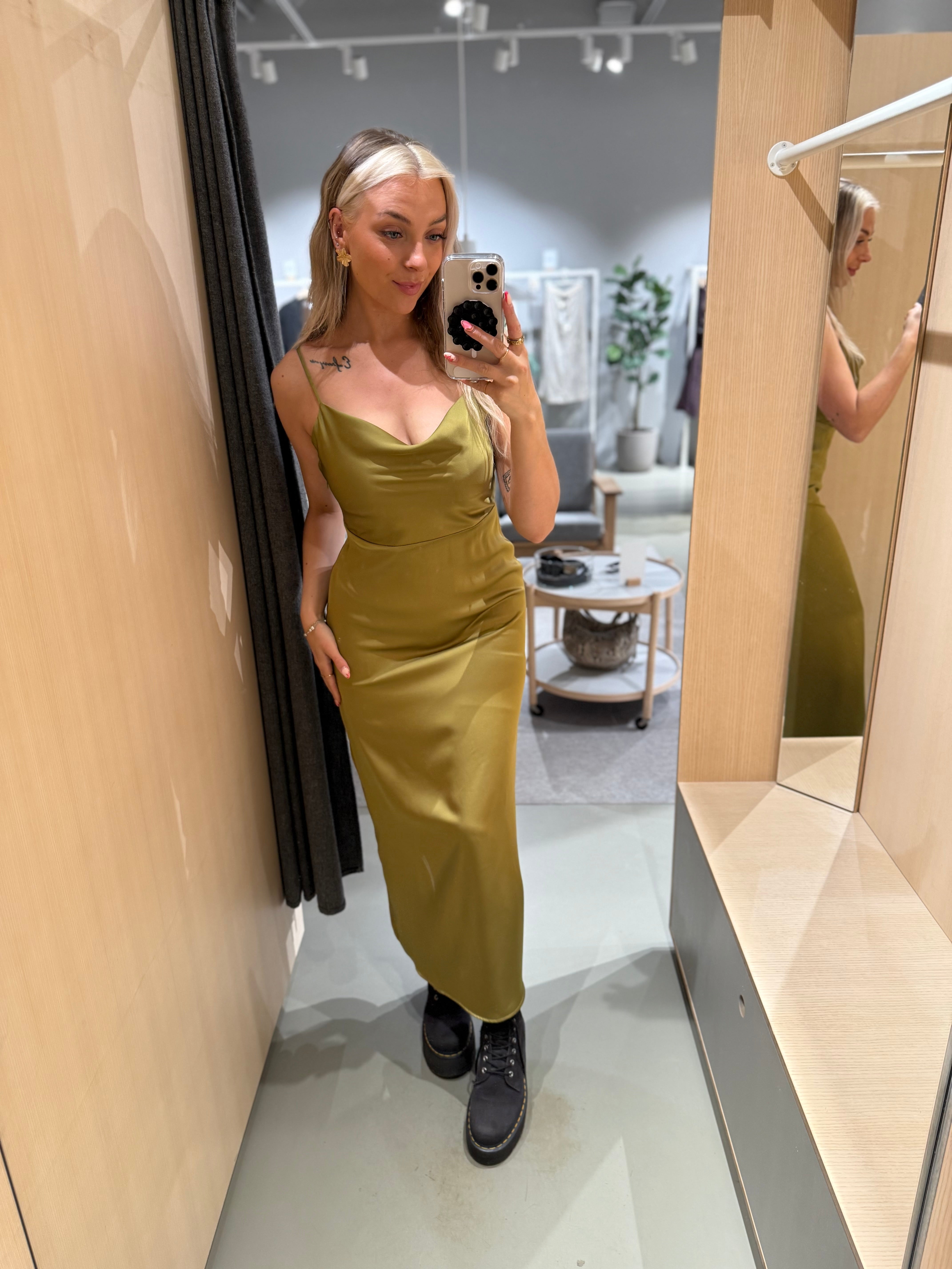 VIRAVENNA Long Dress - Green Moss