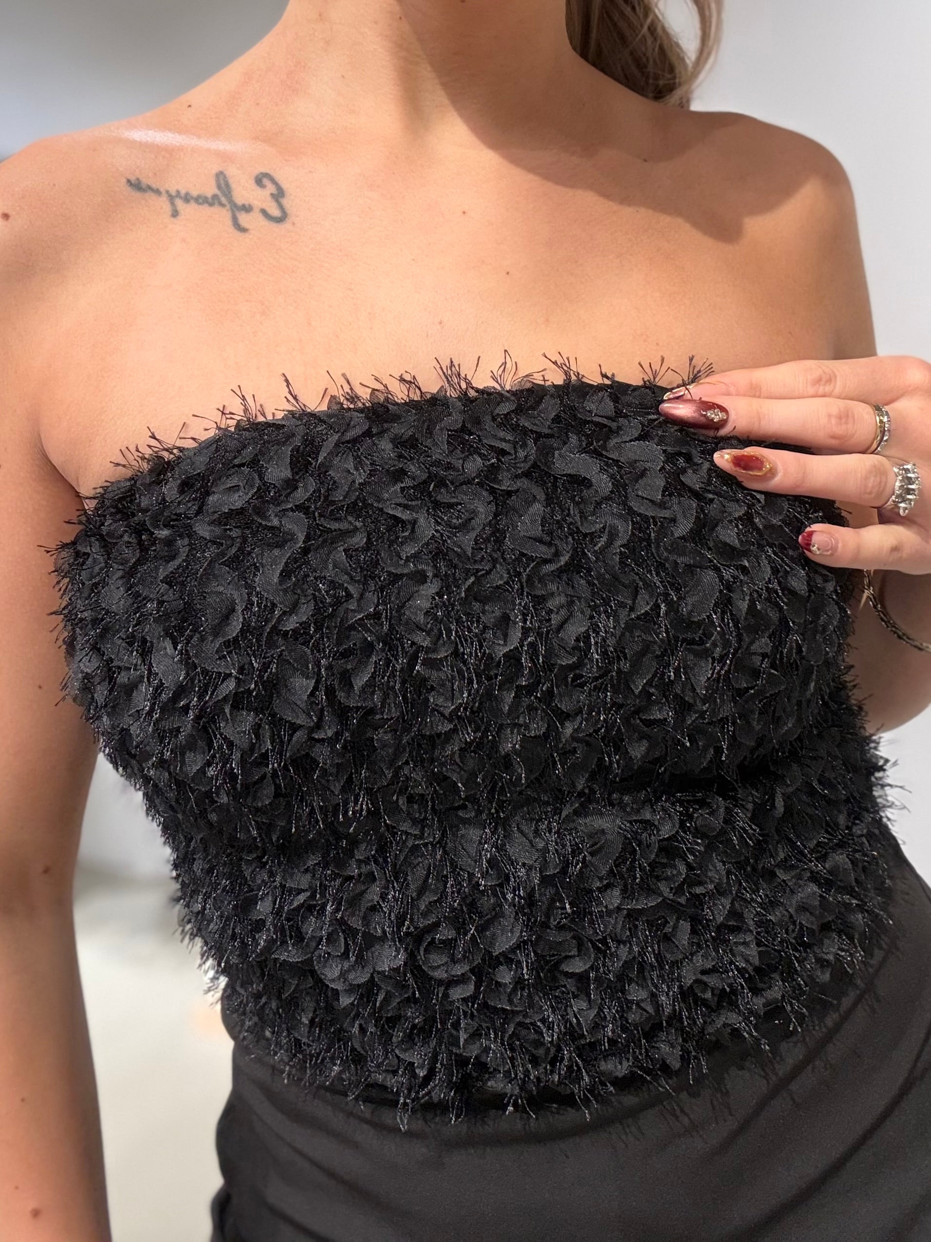 VIROVITA Top - Black Beauty