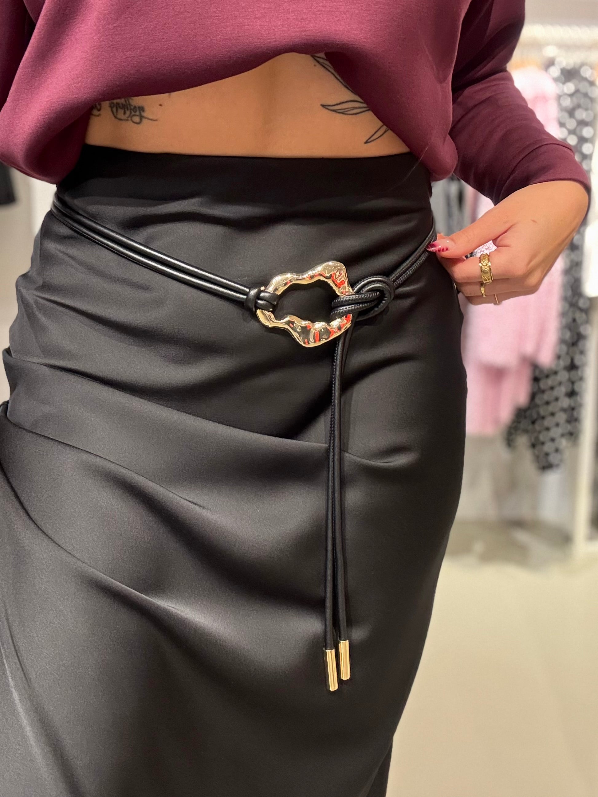 VIHAYLEY Belts - Black Beauty