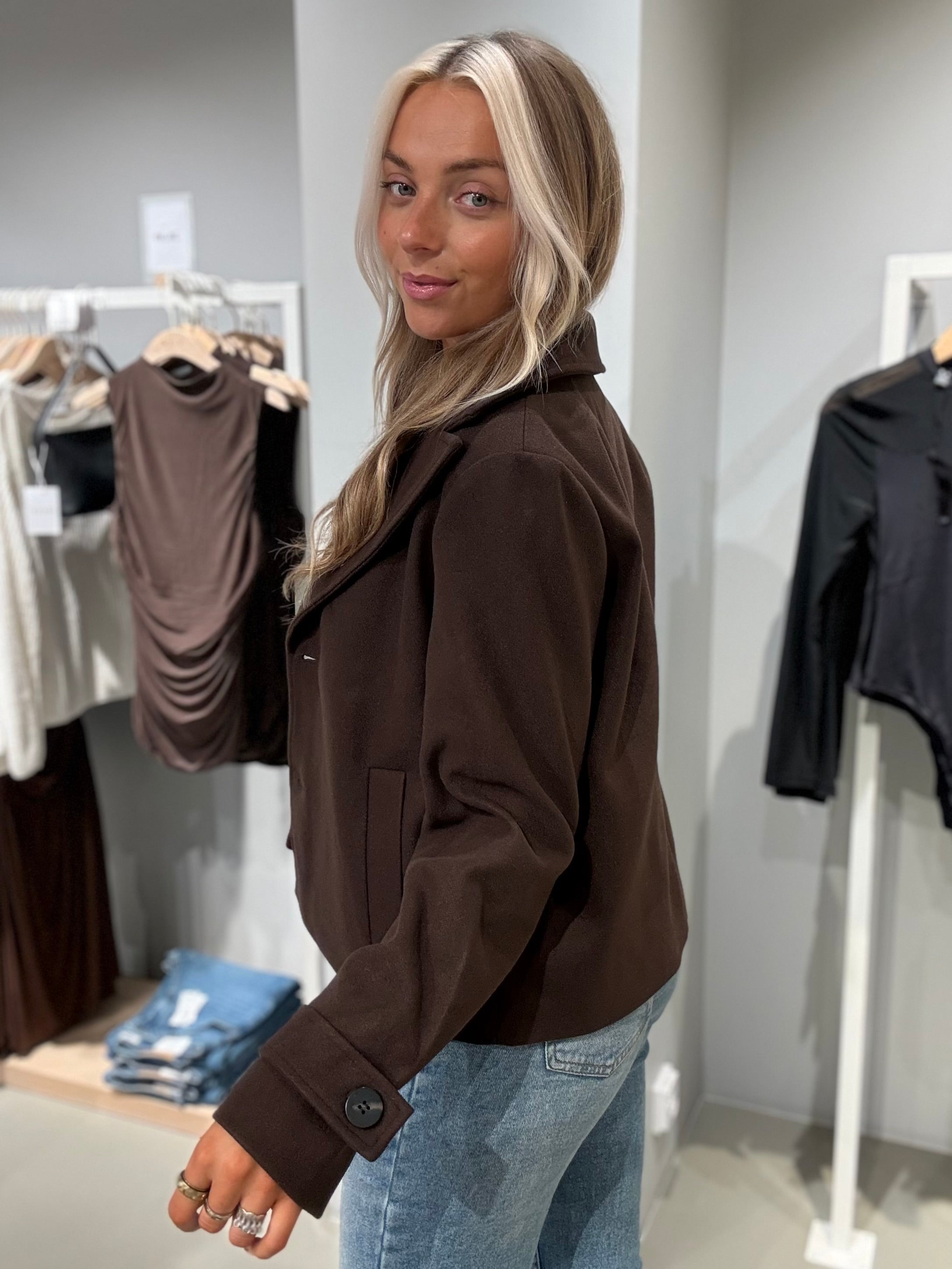 VISOLO Jacket - Coffee Bean