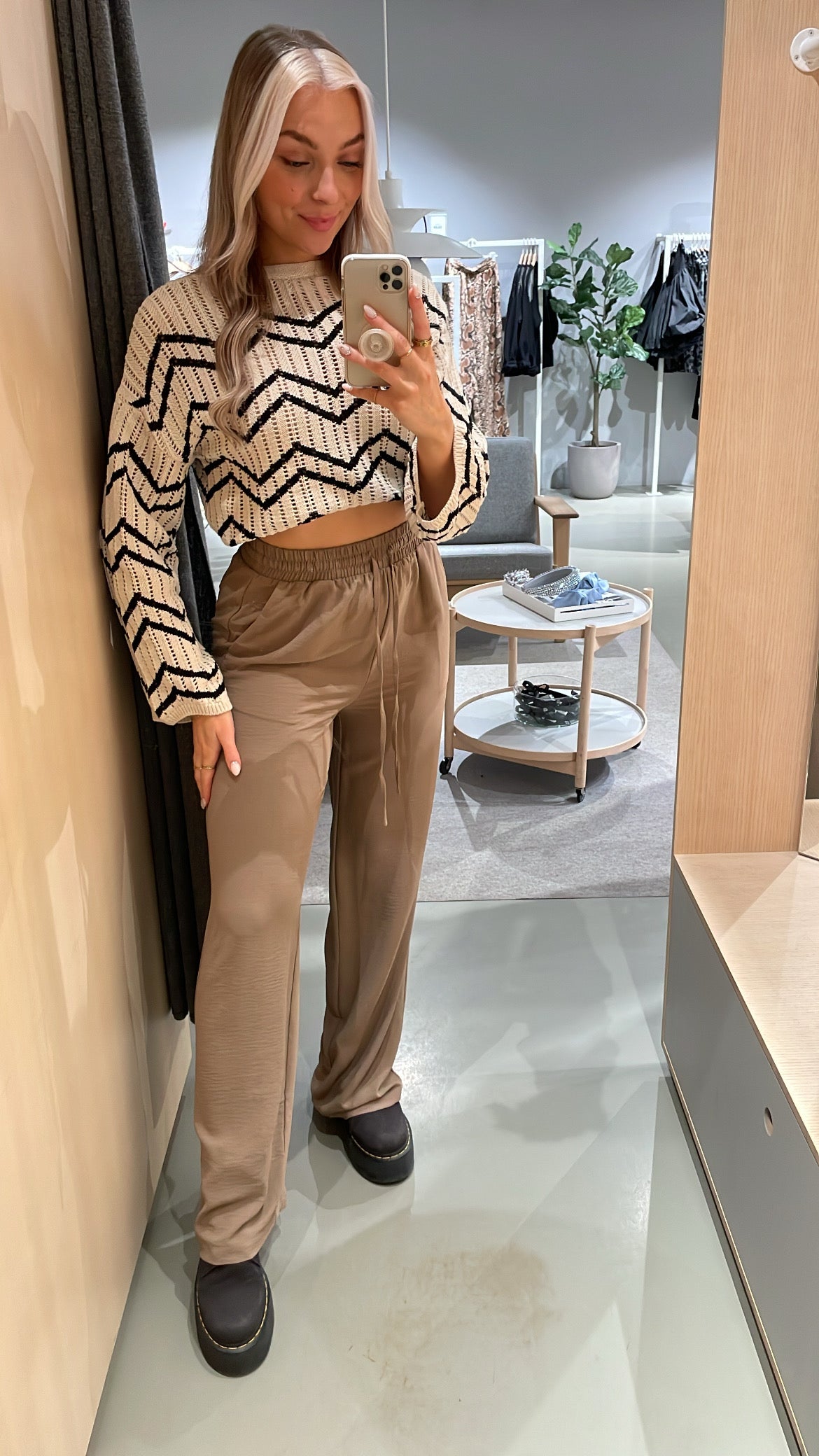 VIJOSA Trousers - Fossil