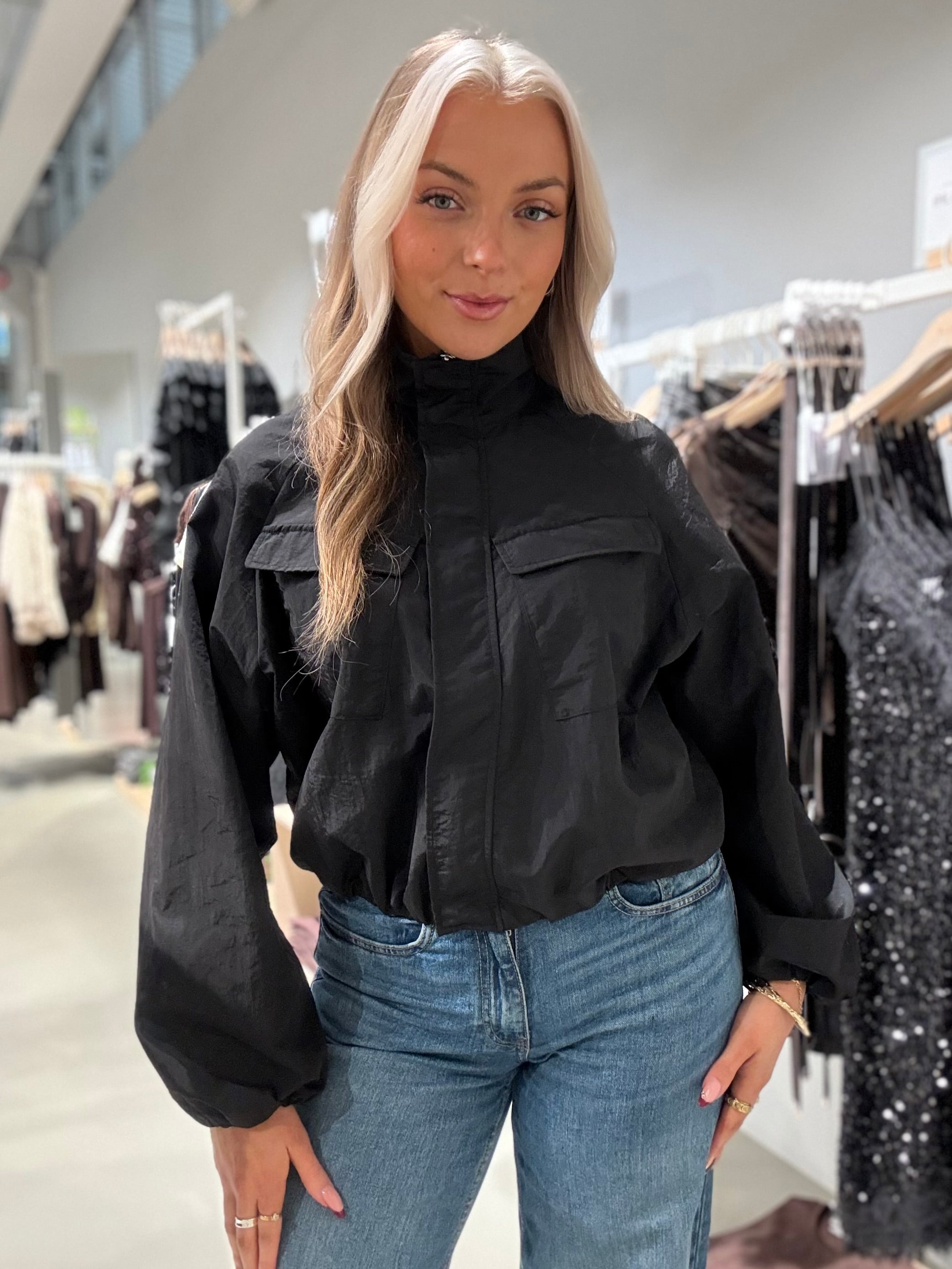 VISELMA Jacket - Black