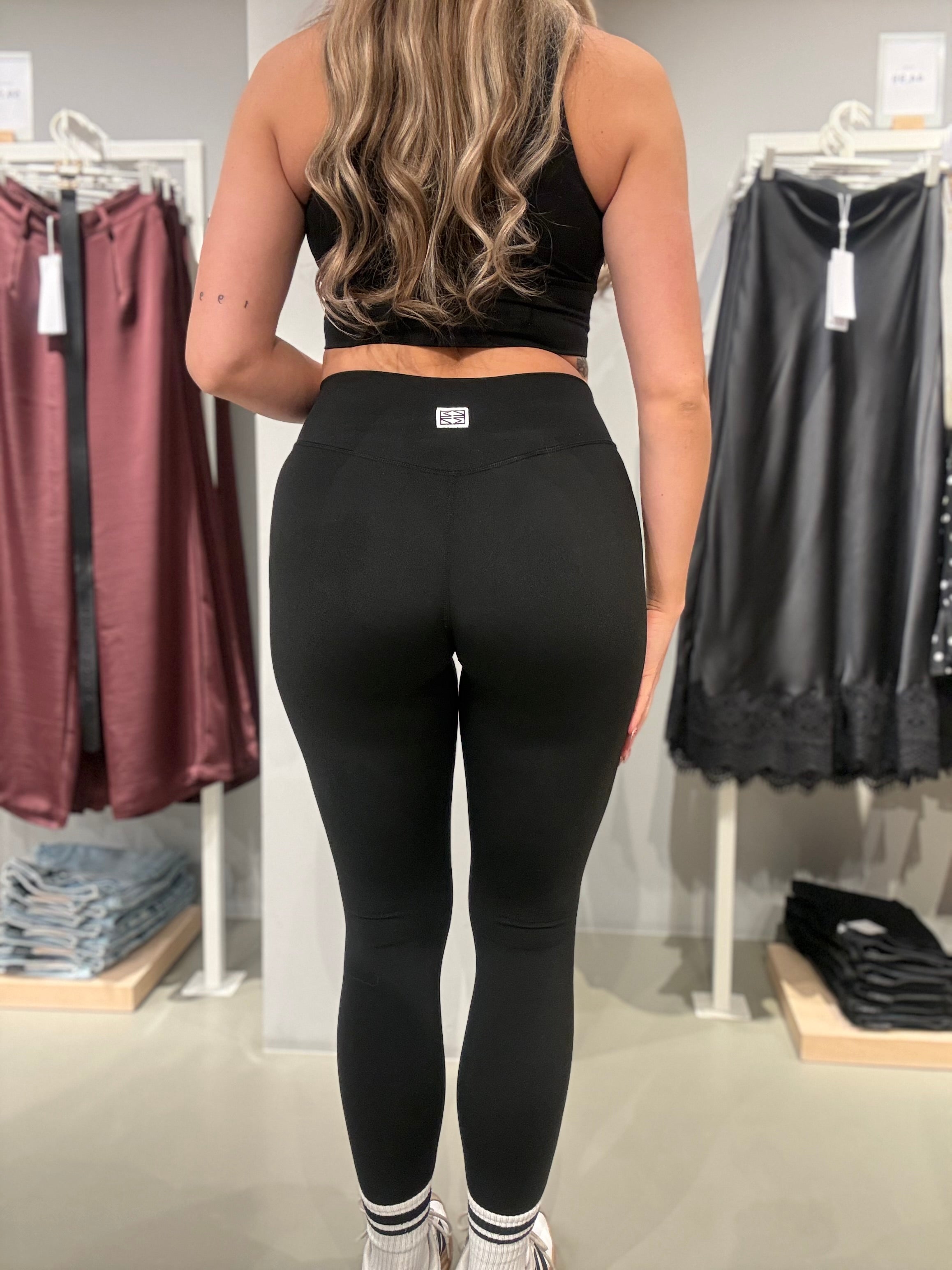 NMCARLIE Trousers - Black