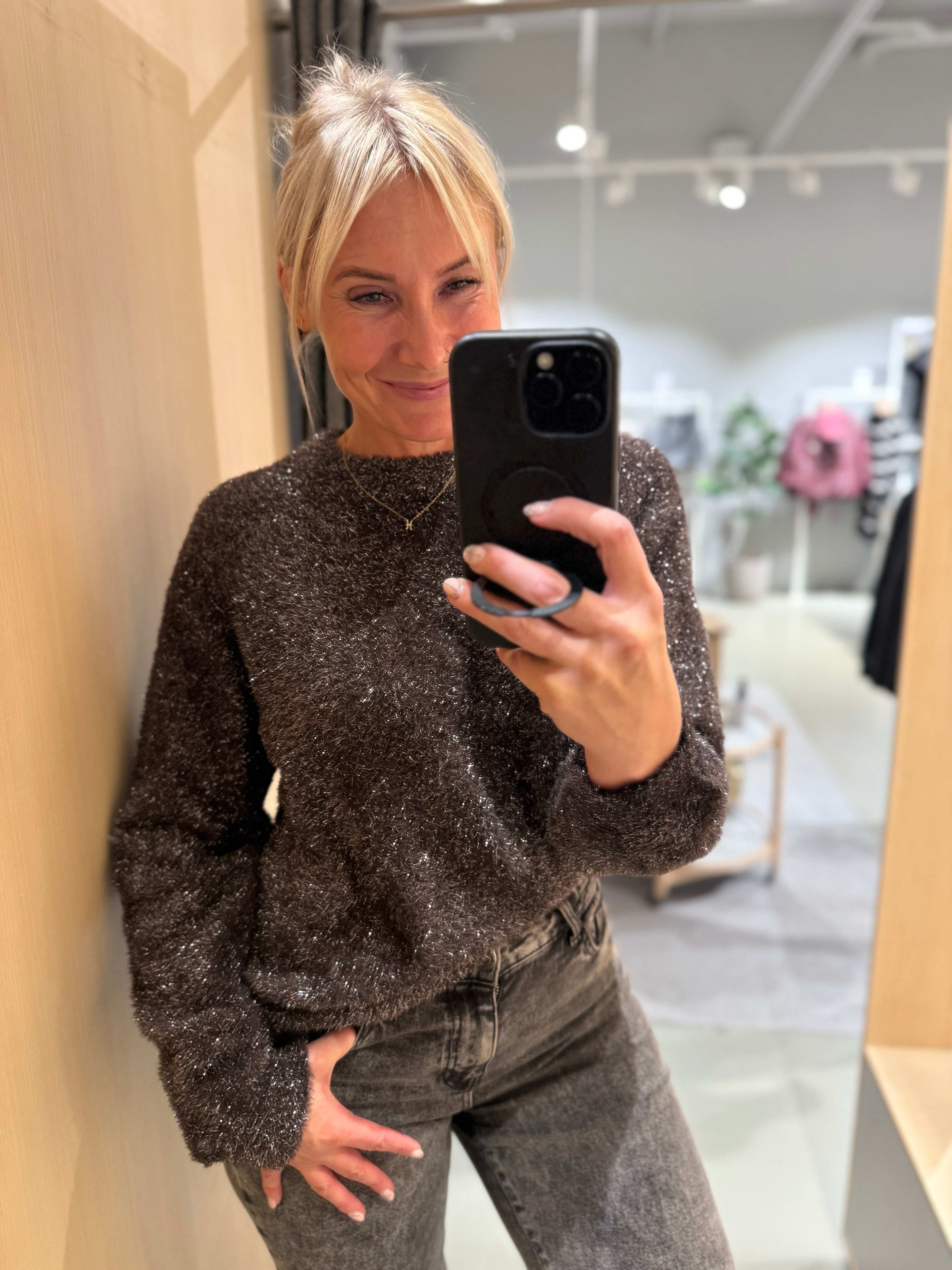 VIZUBI Knitted Top - Coffee Bean