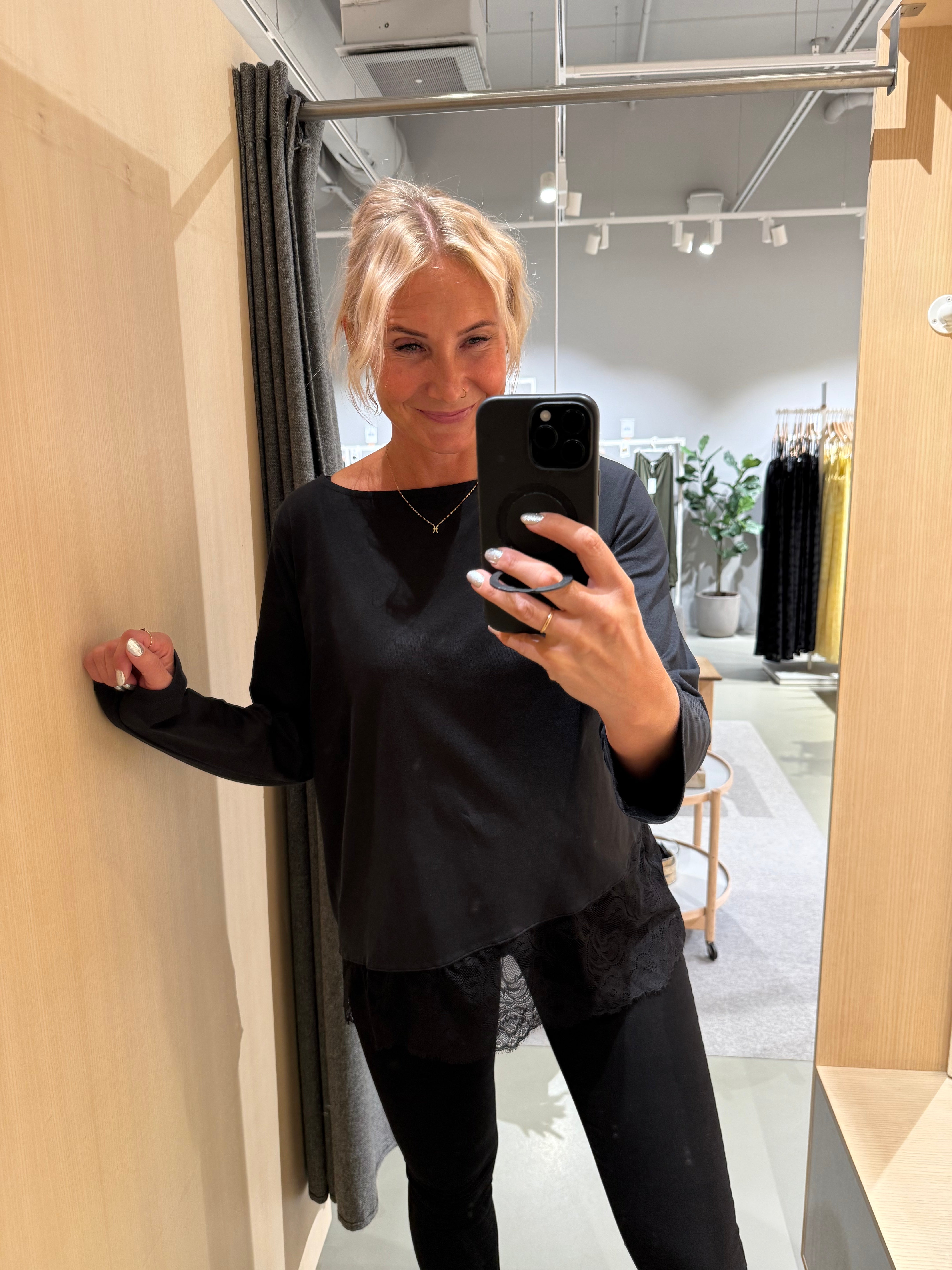 VISOLEIL Top - Black