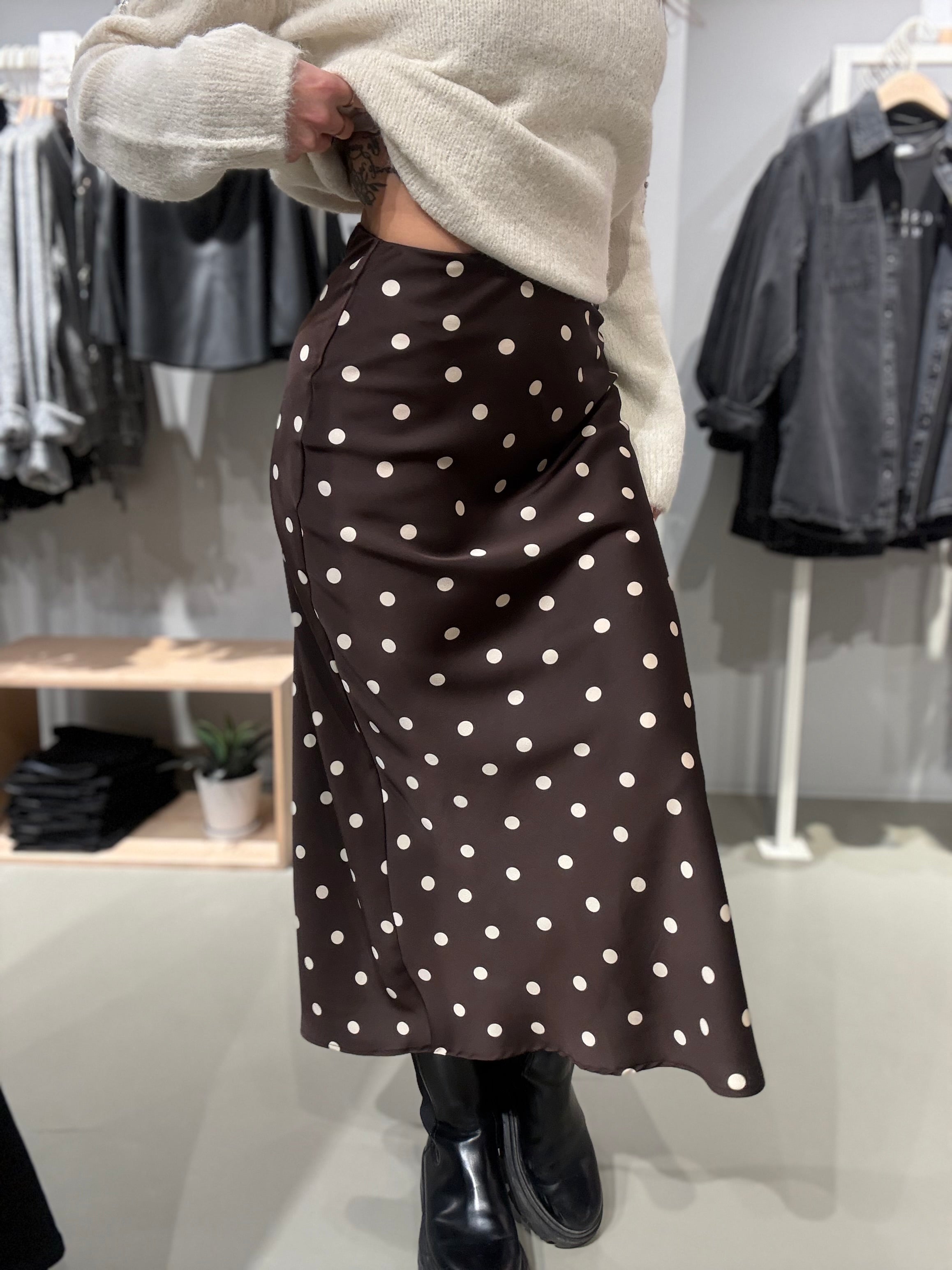 VIELLETTE Midi Skirt - Coffee Bean
