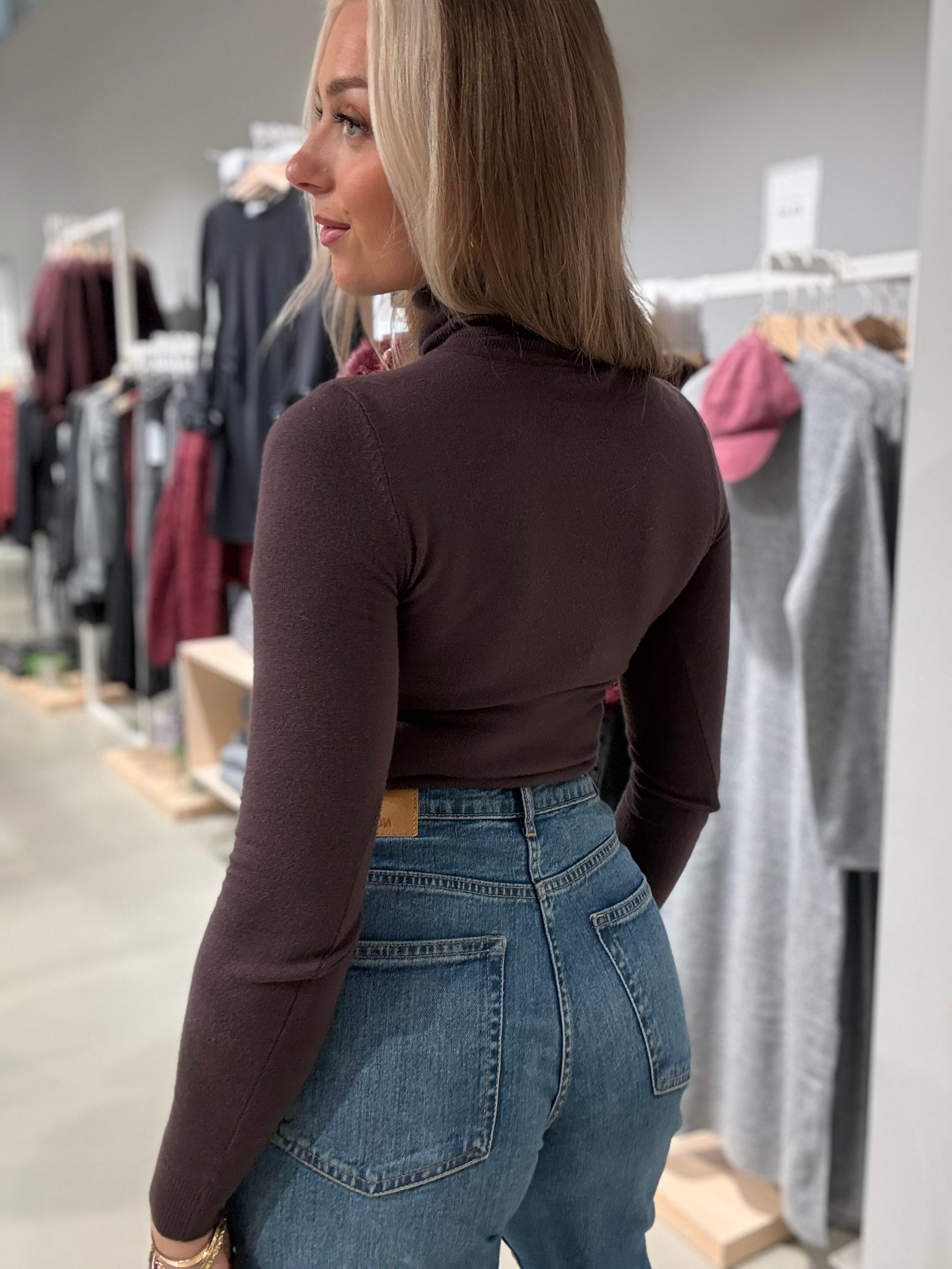 OBJTHESS Pullover - Seal Brown