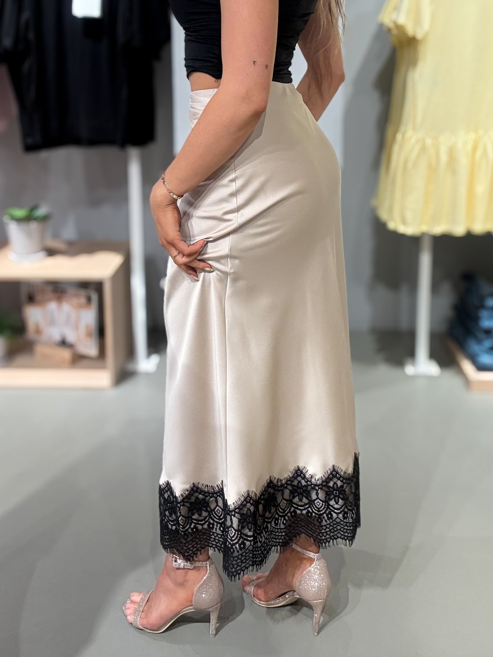 VIELLETTE Midi Skirt - Cement