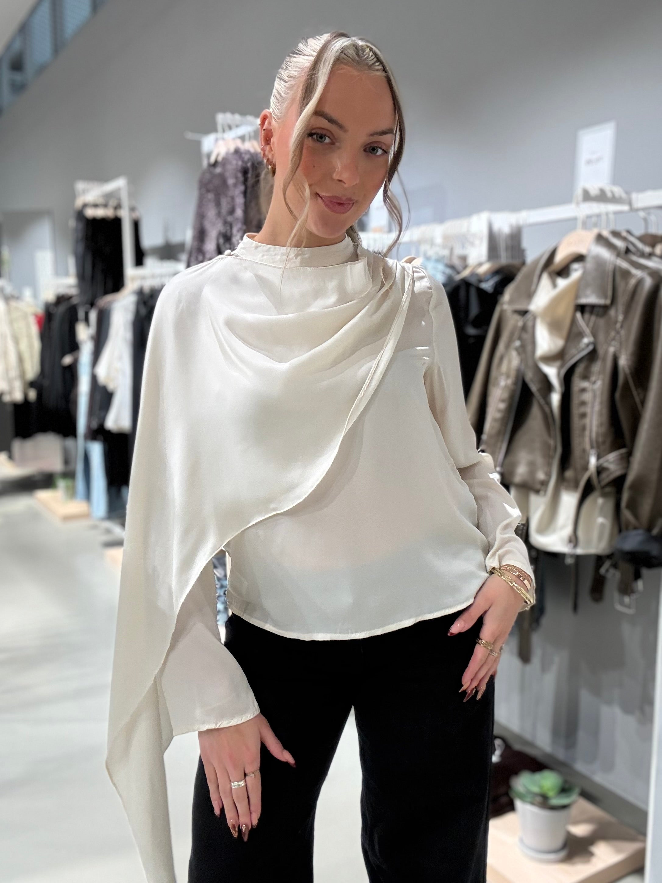 VININAE Top - Birch