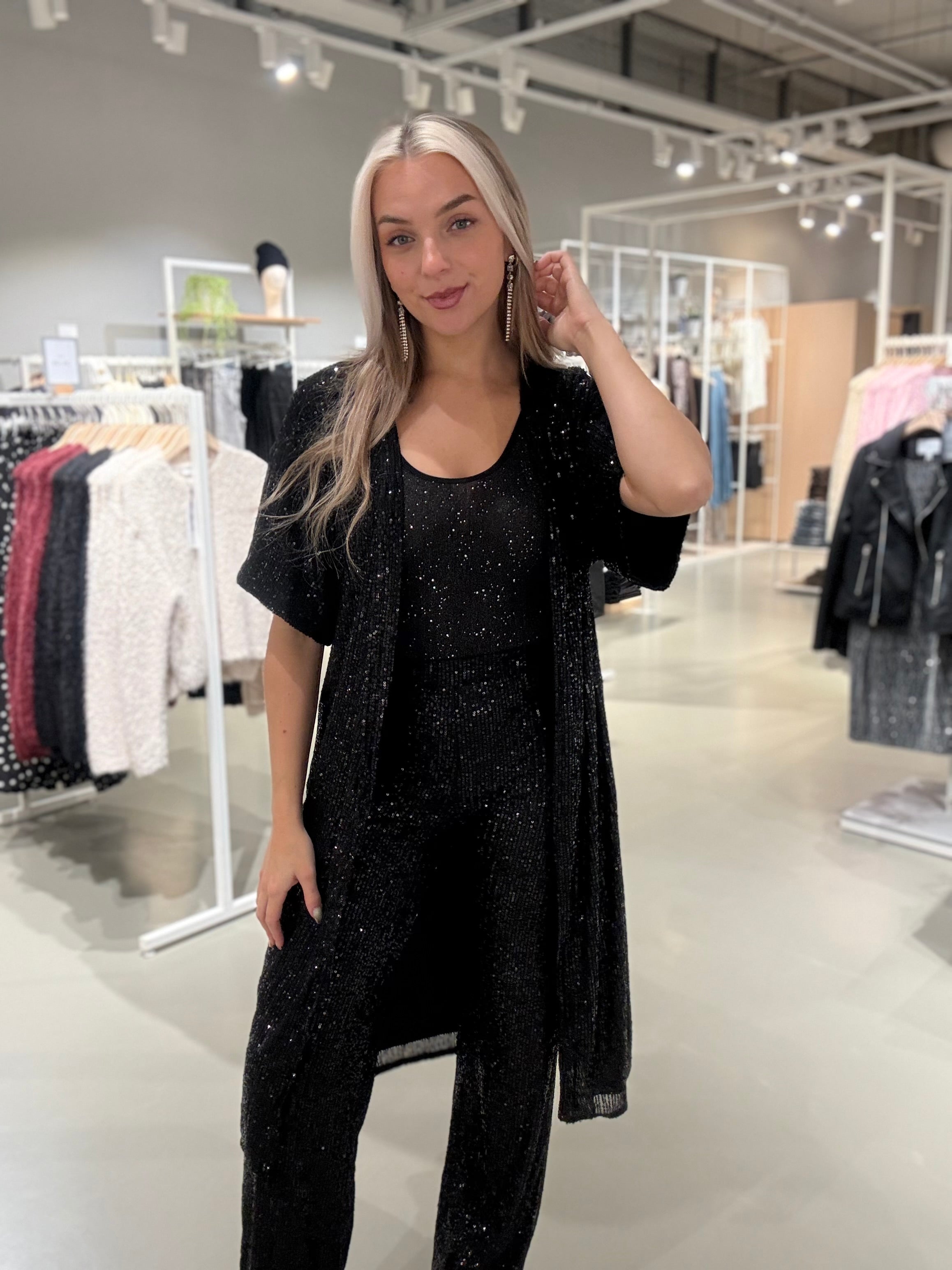 PCDELPHIA Cardigan - Black