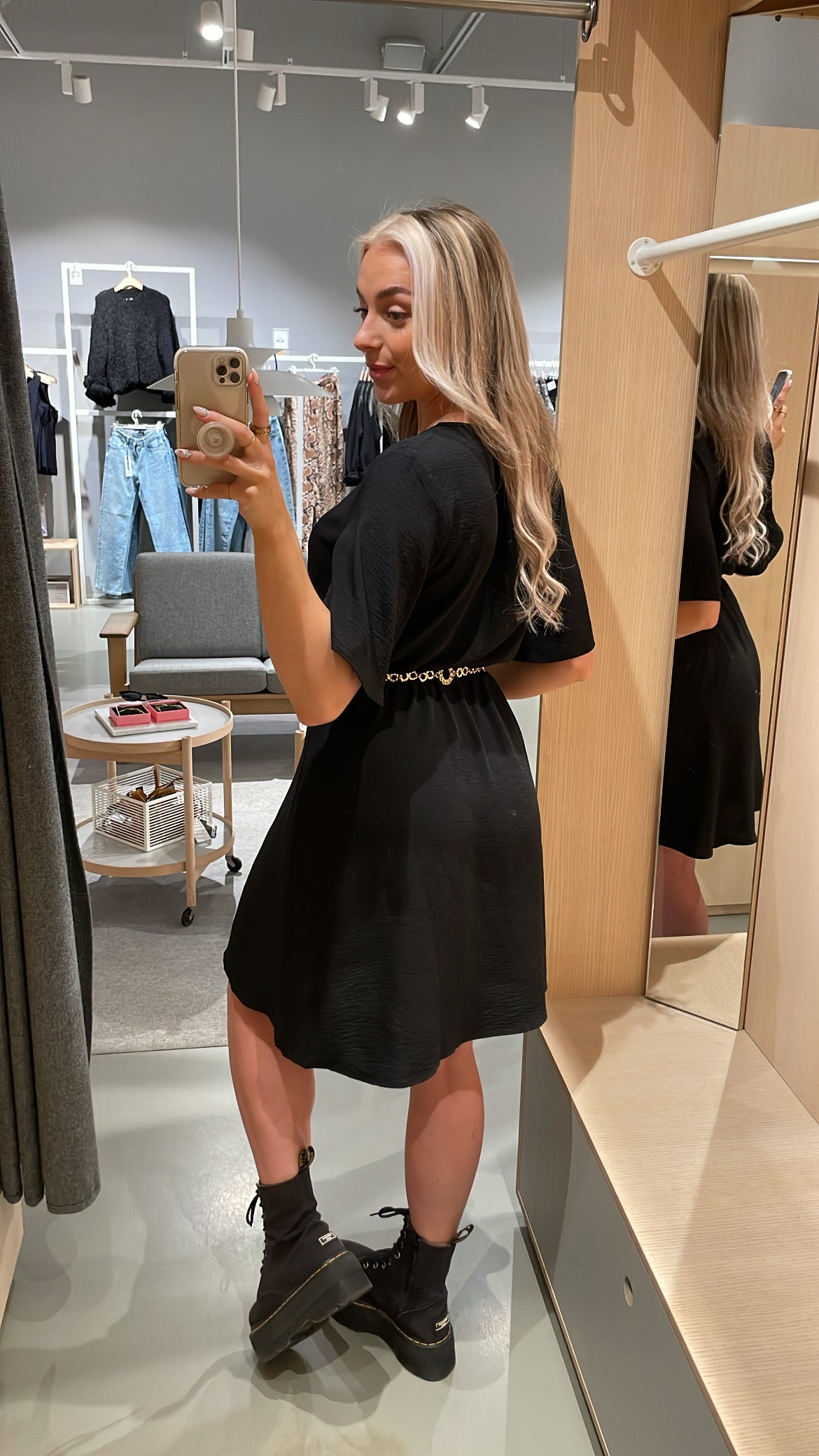 VIJOSA Short Dress - Black Beauty