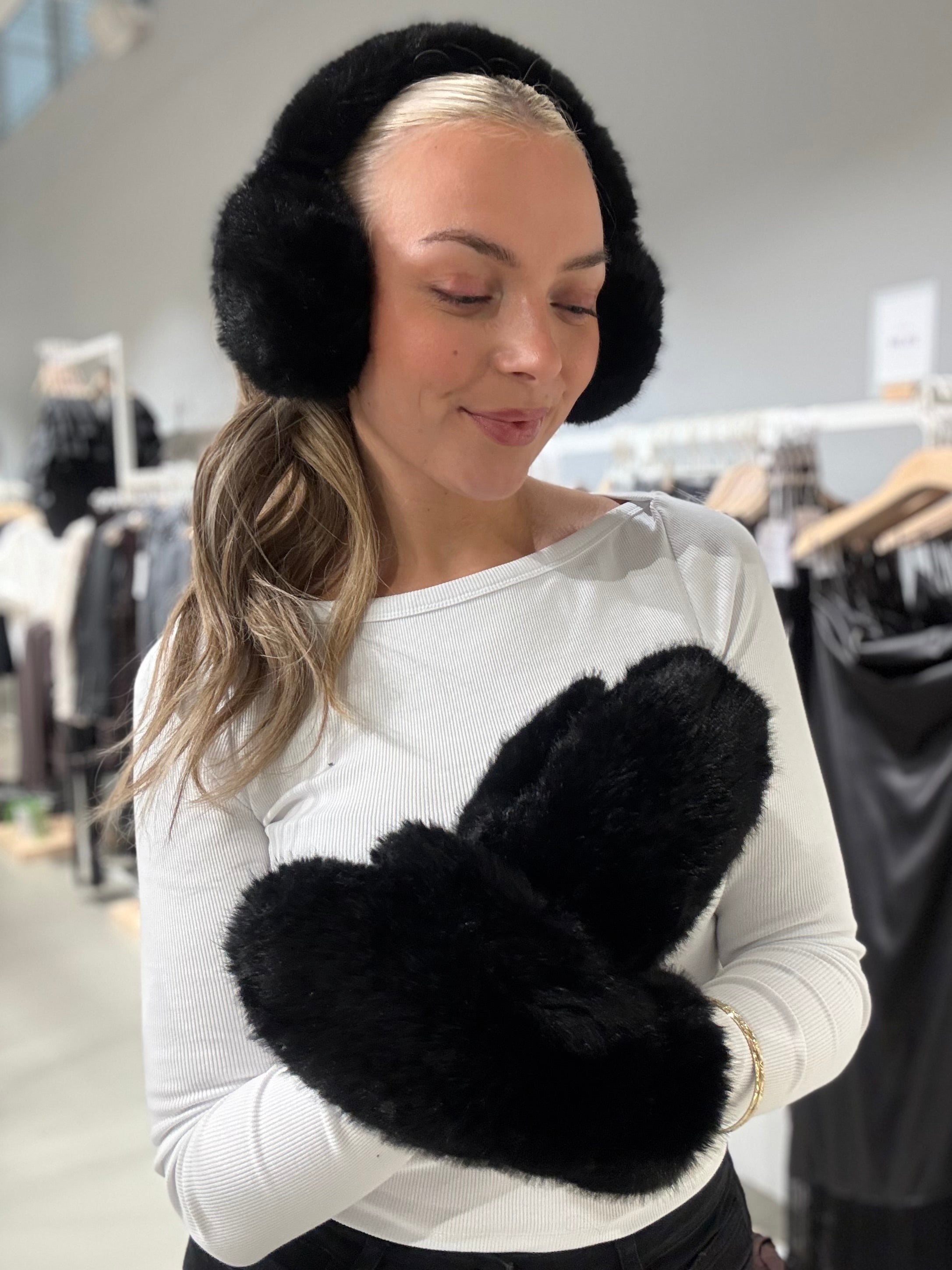 PCJUTLANDIA Mittens - Black