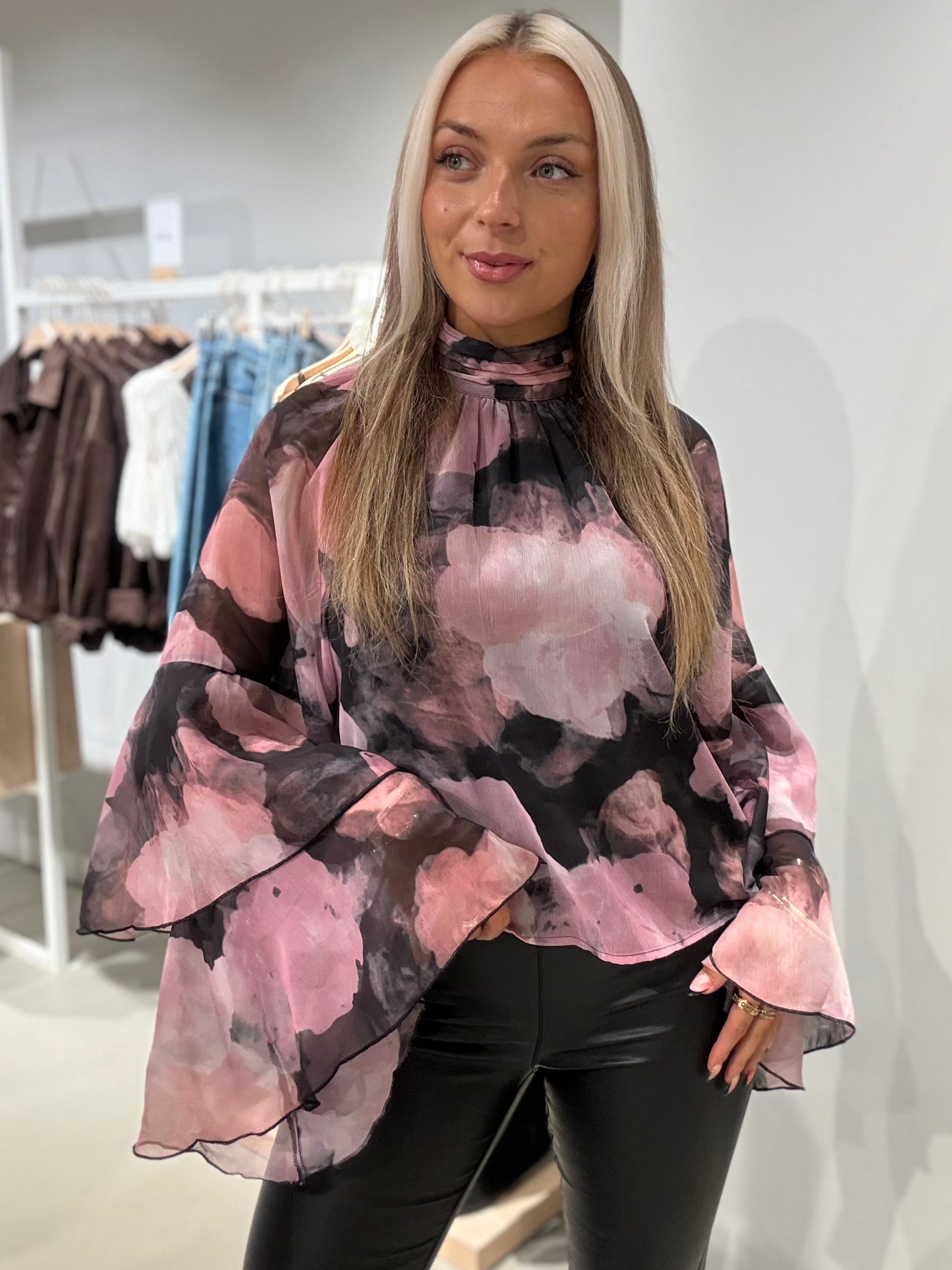 VIMOFLORA Top - Black