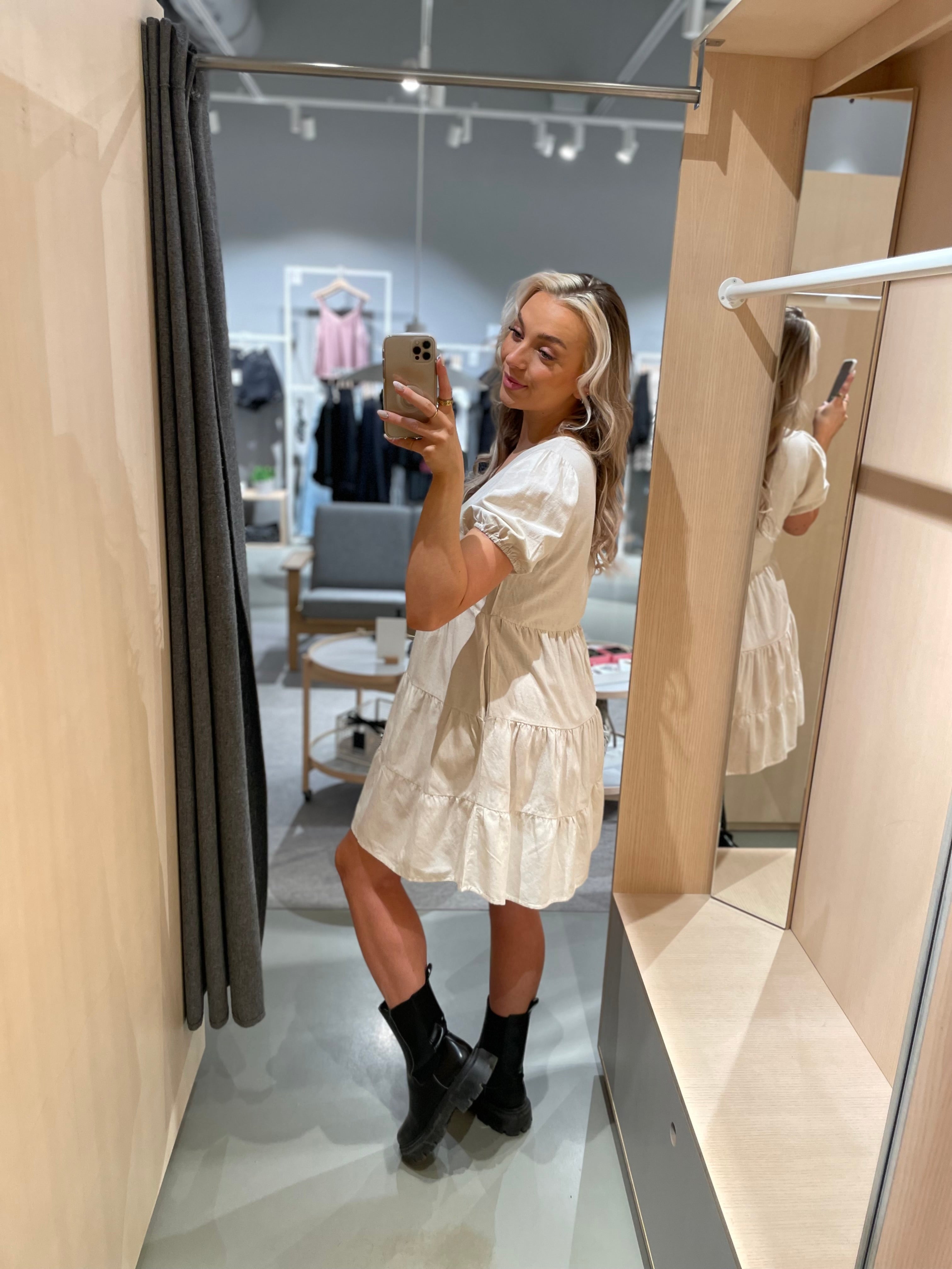 VIPRISILLA Short Dress - Super Light Natural Melan