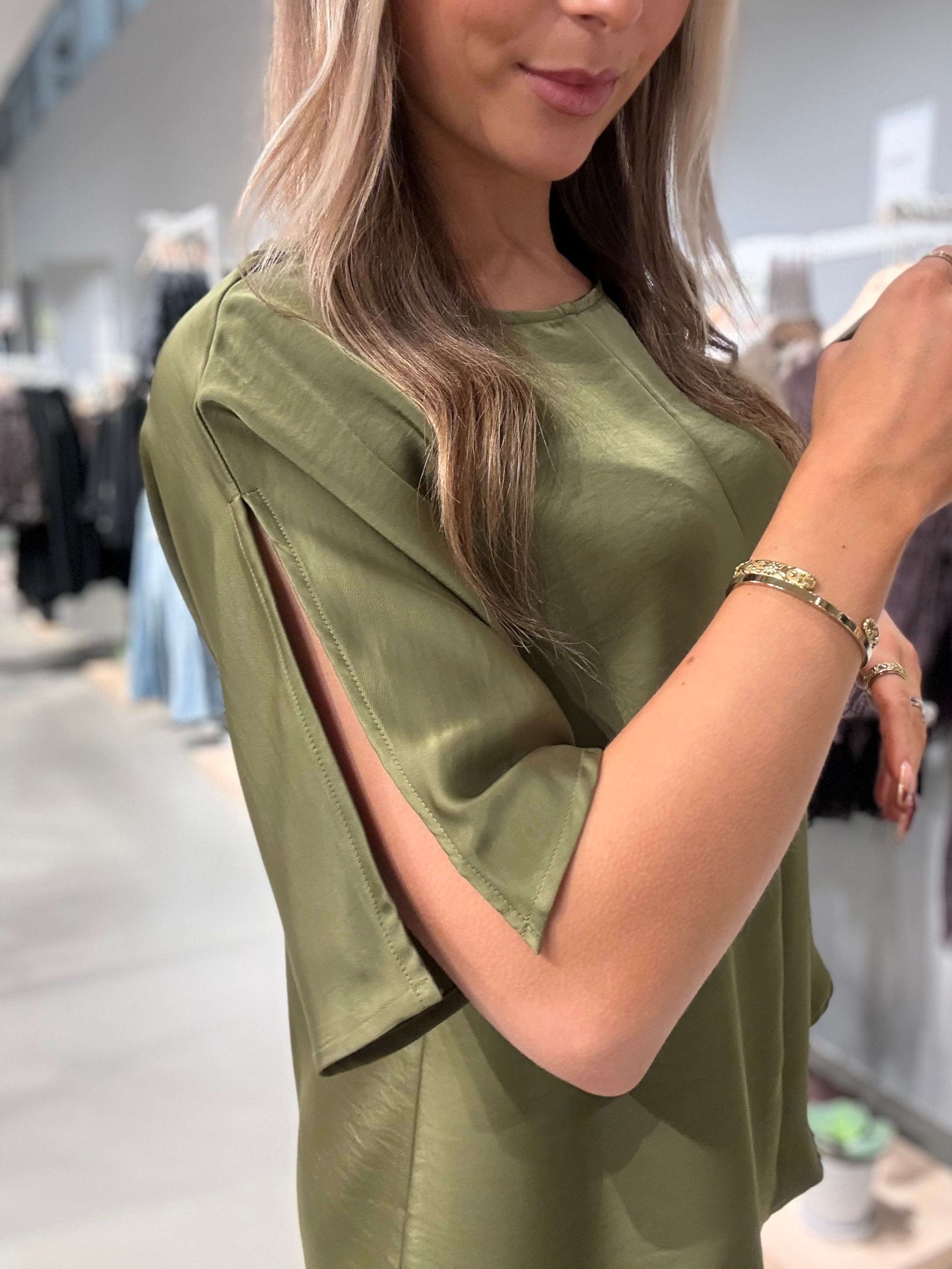 OBJCHILLI Top - Martini Olive