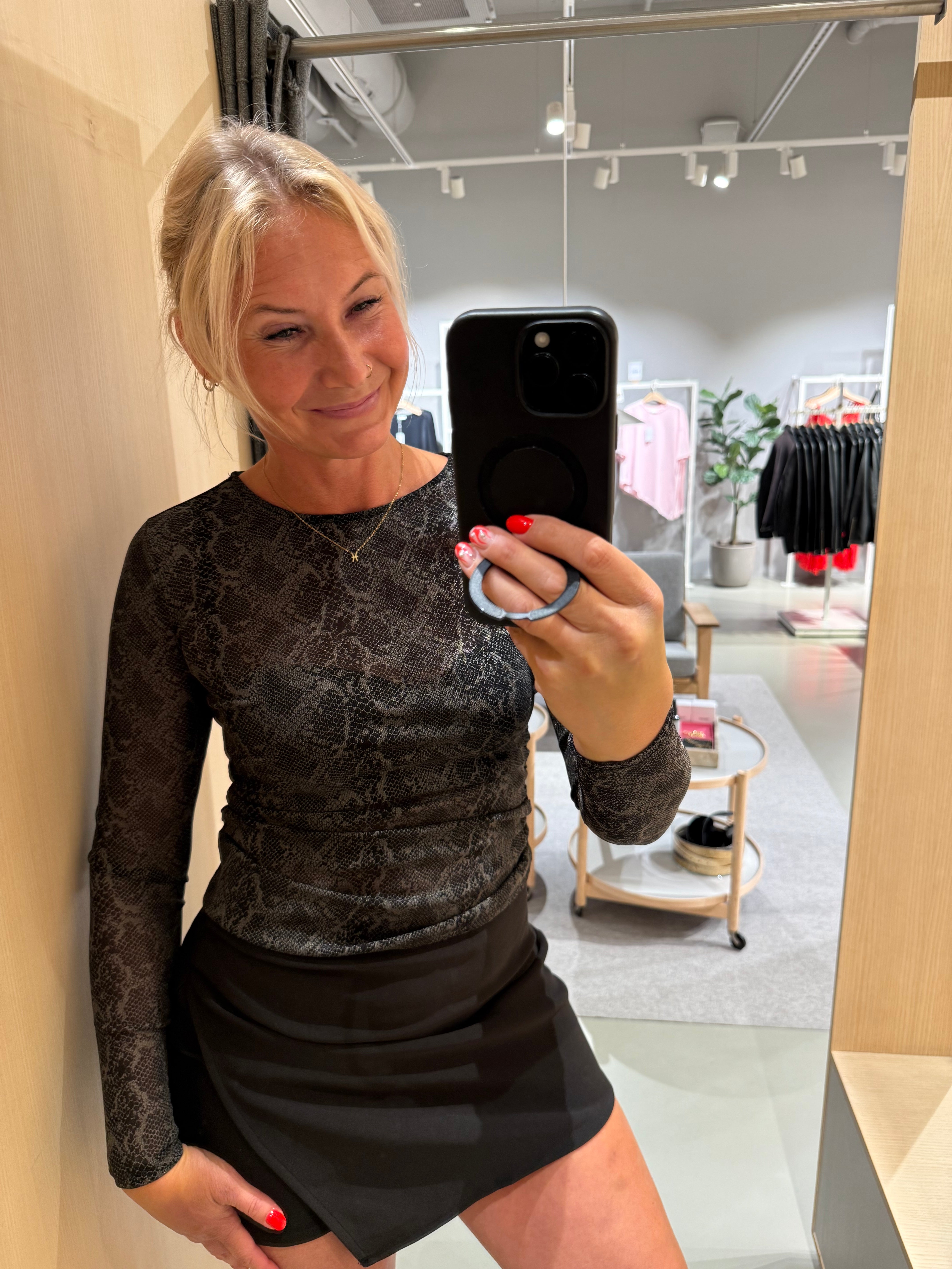 VICARINI Top - Black Beauty