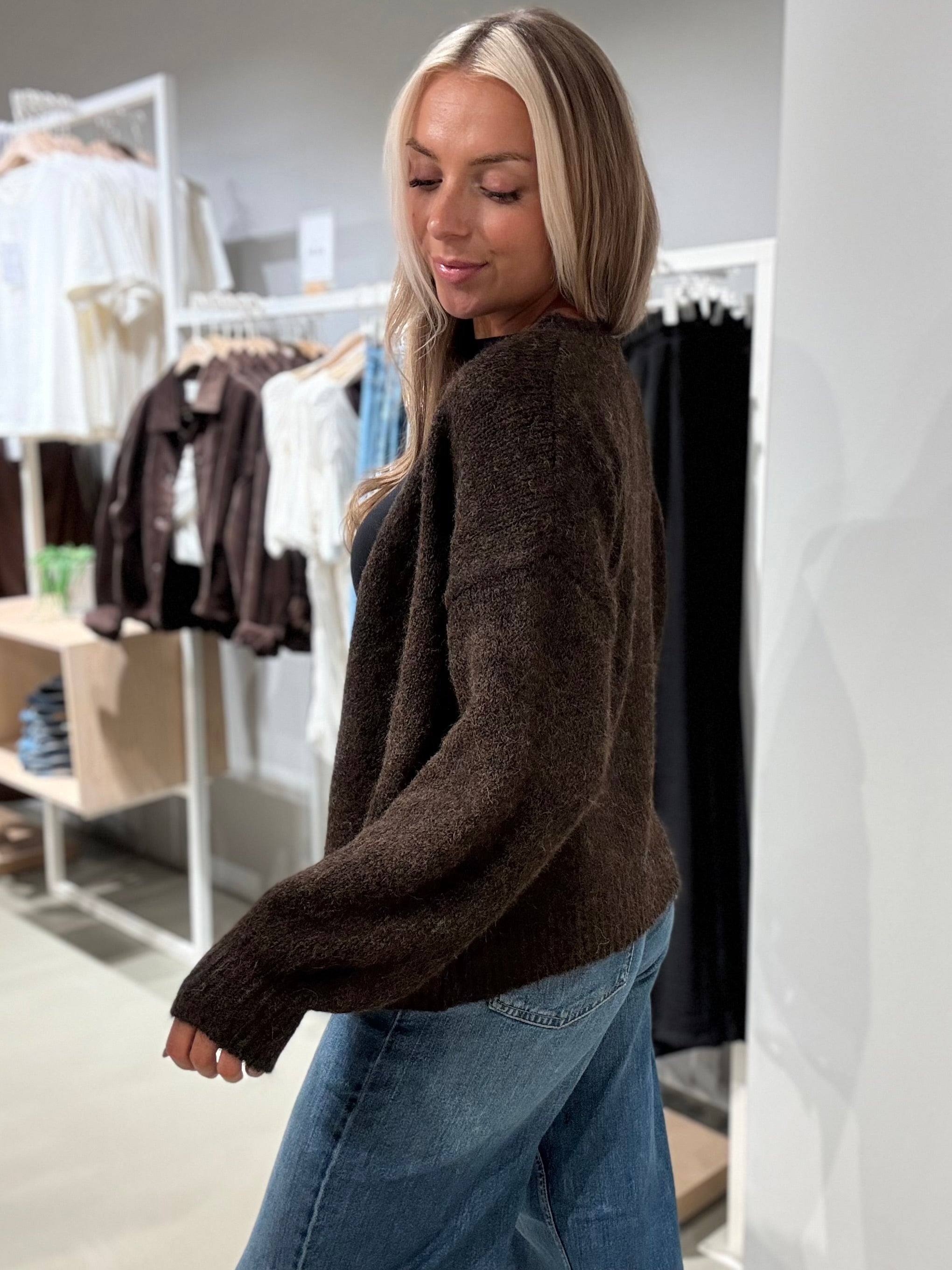 VILAMPE Knitted Cardigan - Coffee Bean