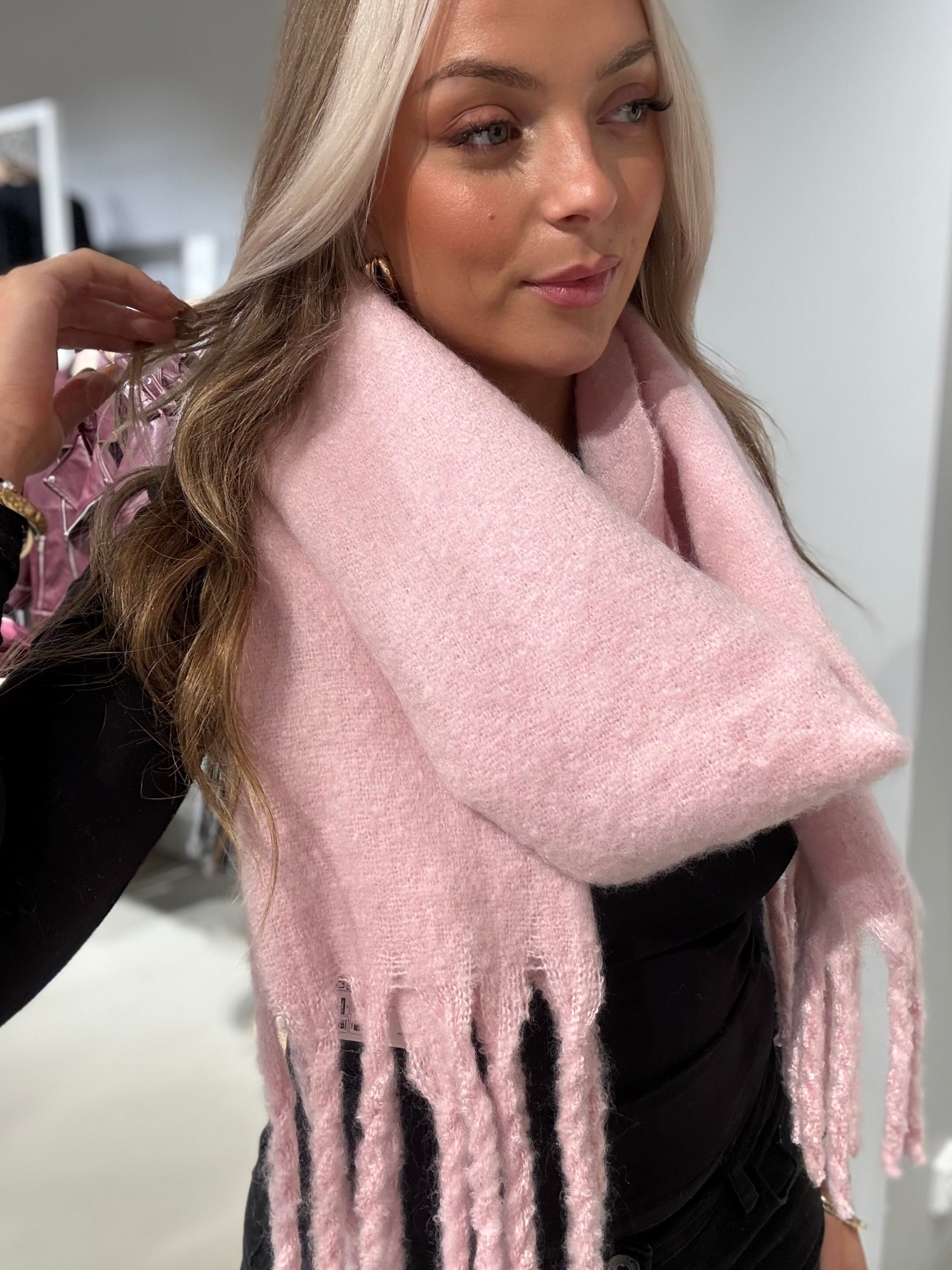 PCNIKITA Scarf - Roseate Spoonbill