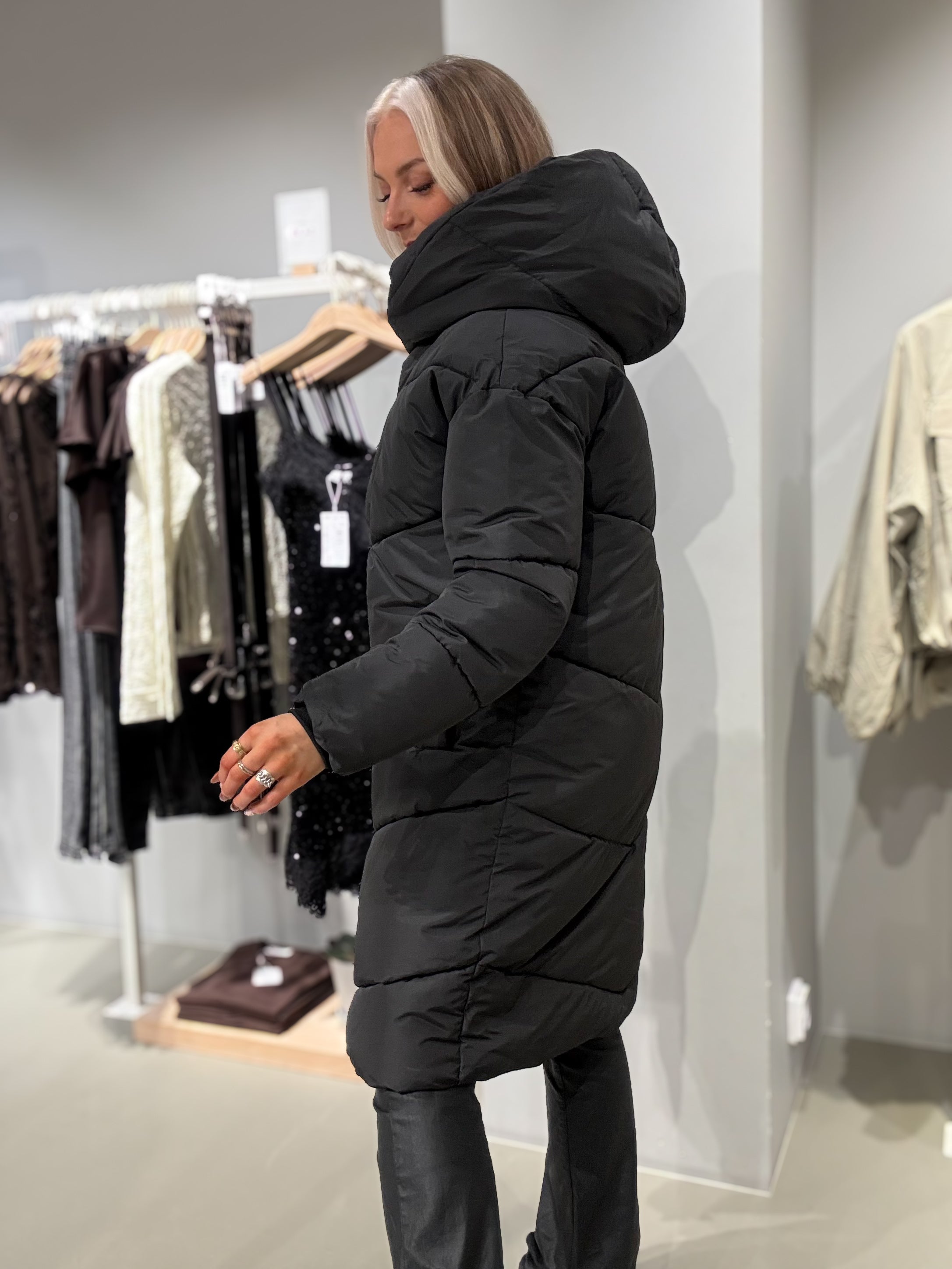 NMNEW Parka - Black