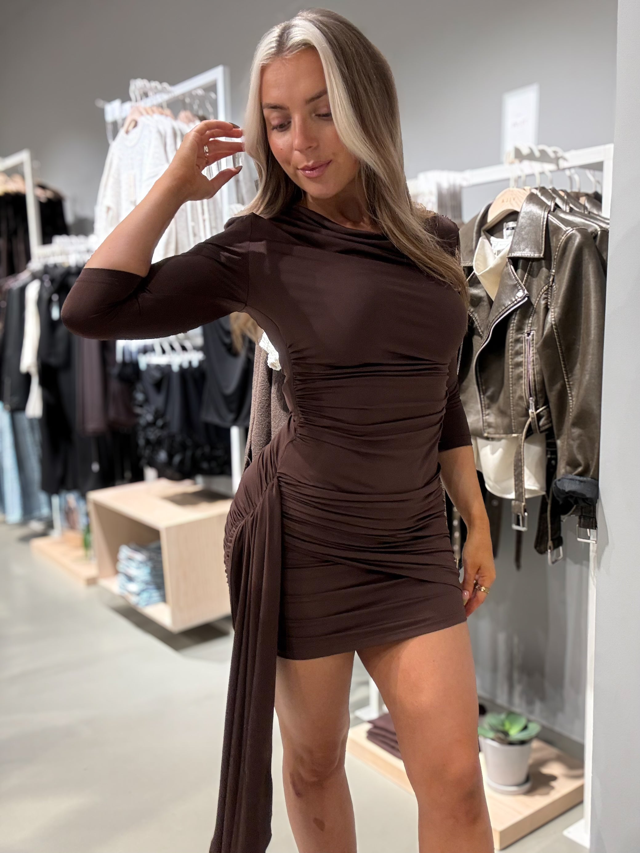 NMSINDY Short Dress - Chocolate Brown