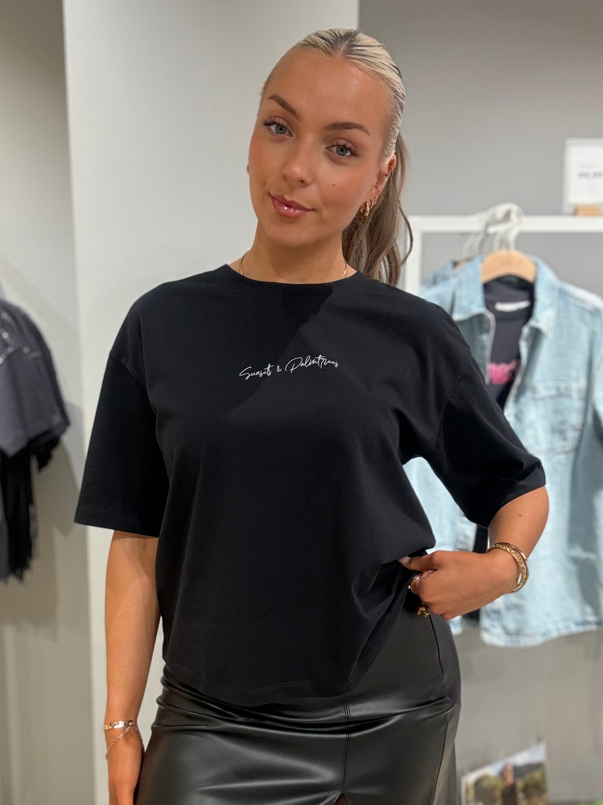VIRUBIE T-Shirt - Black Beauty