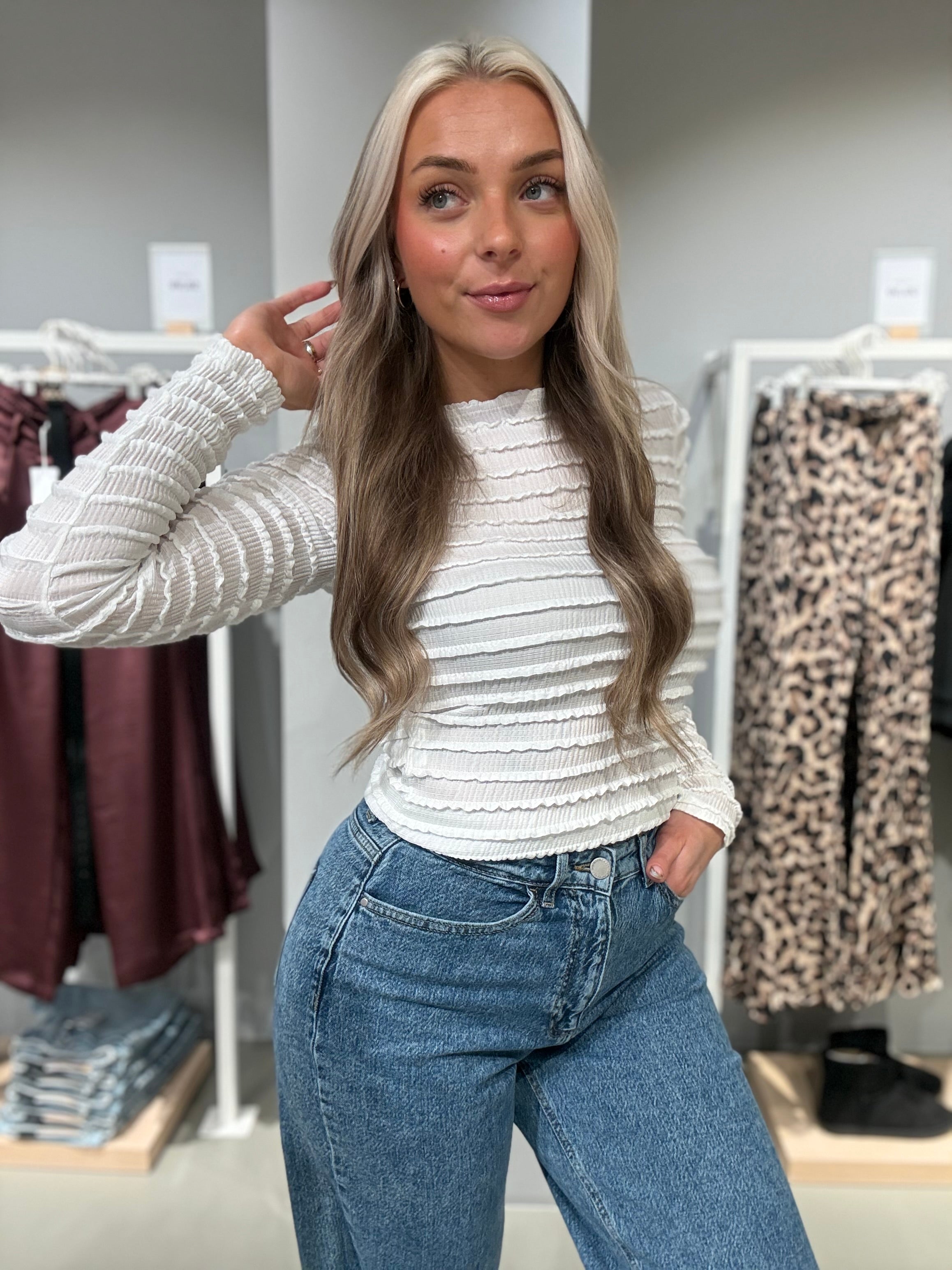 VILISABETH Top - Cloud Dancer