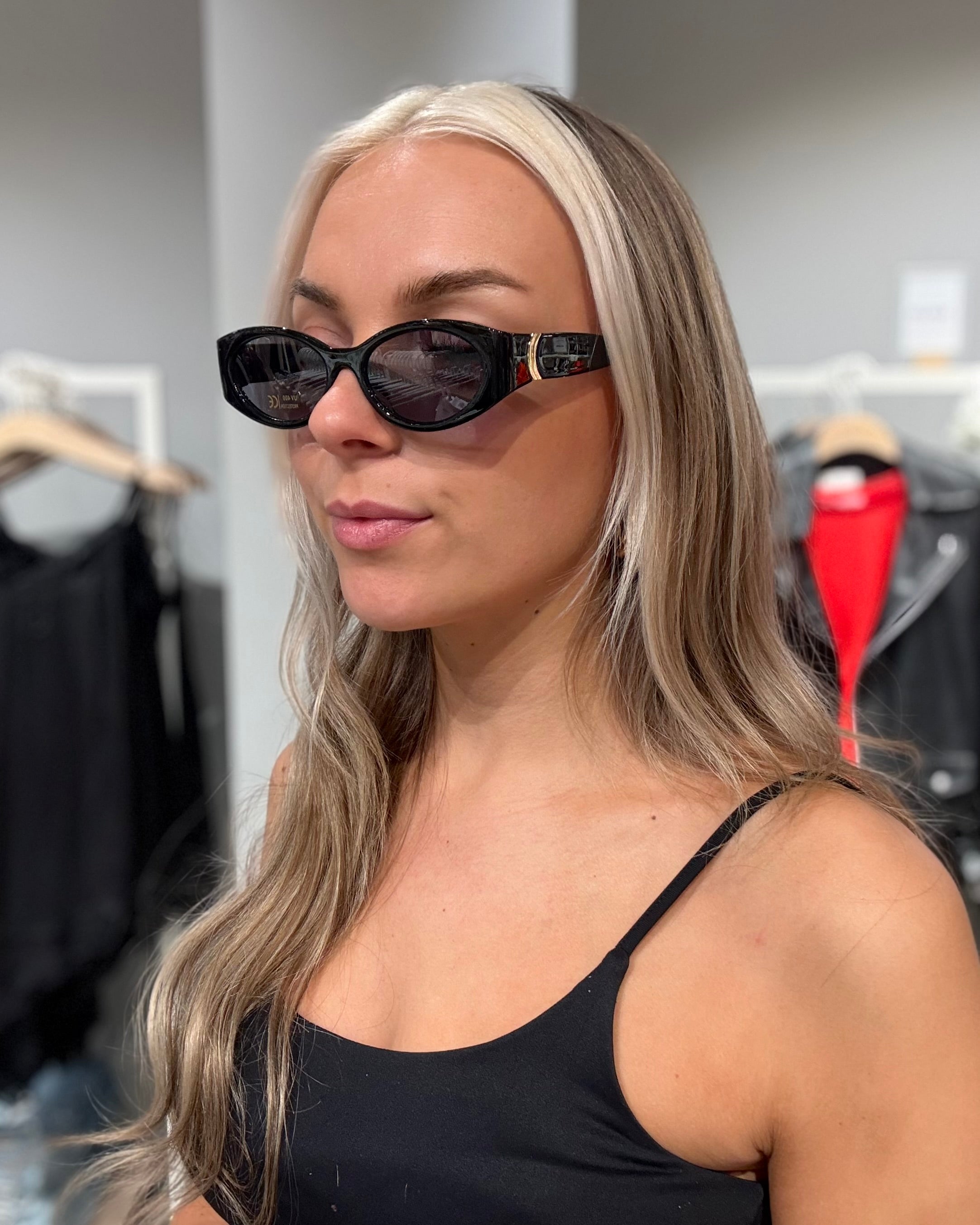 PCBELLIS Sunglasses - Black