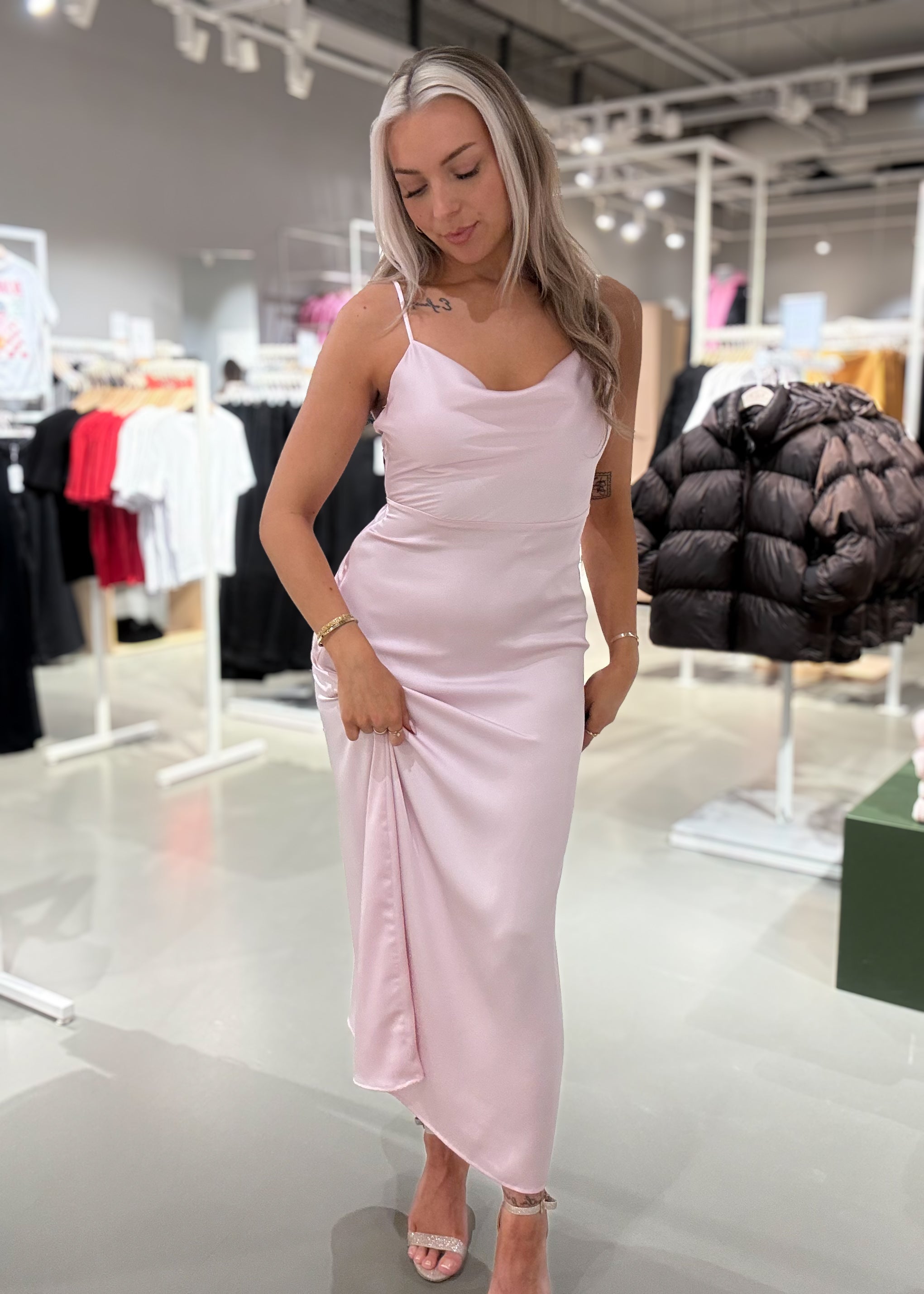 VIRAVENNA Long Dress - Cherry Blossom