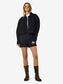 model_shot-back