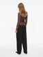 model_shot-back