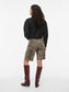 model_shot-back