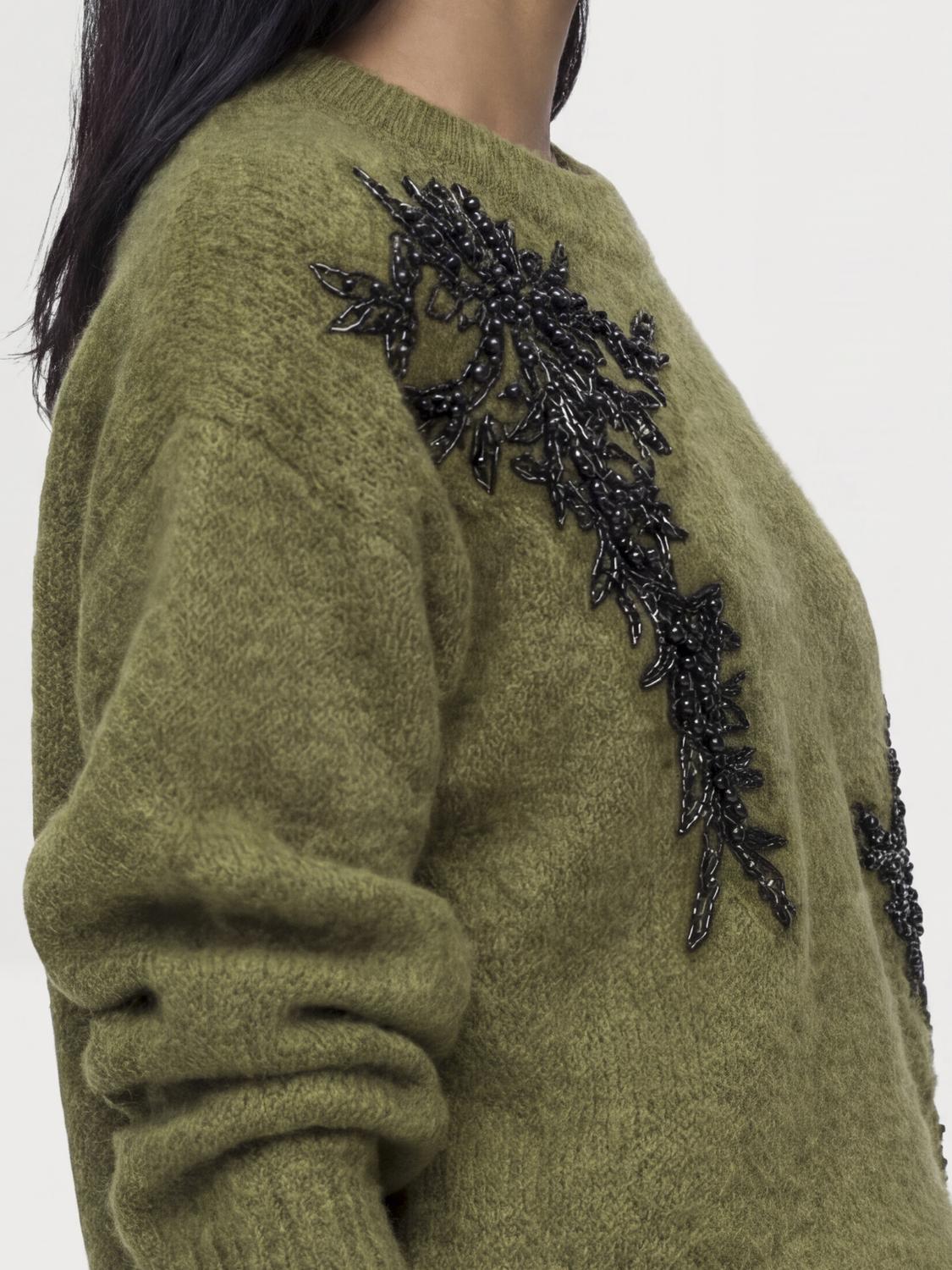 model_shot-detail