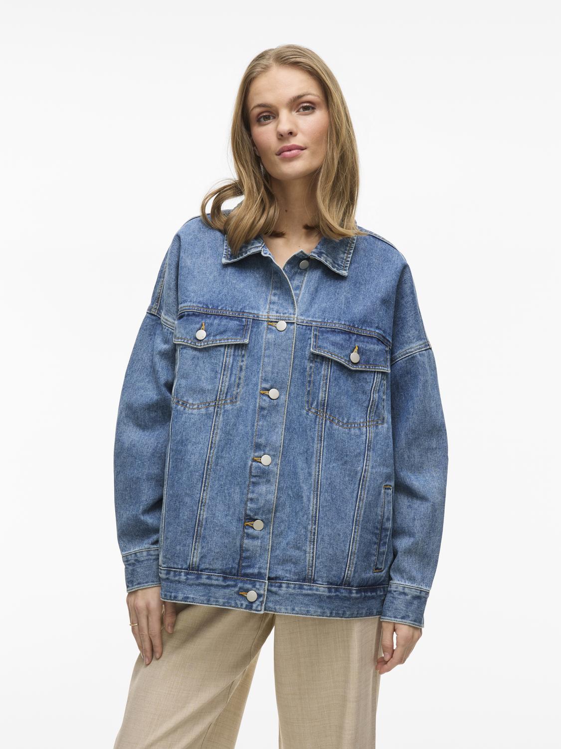 model_shot-front