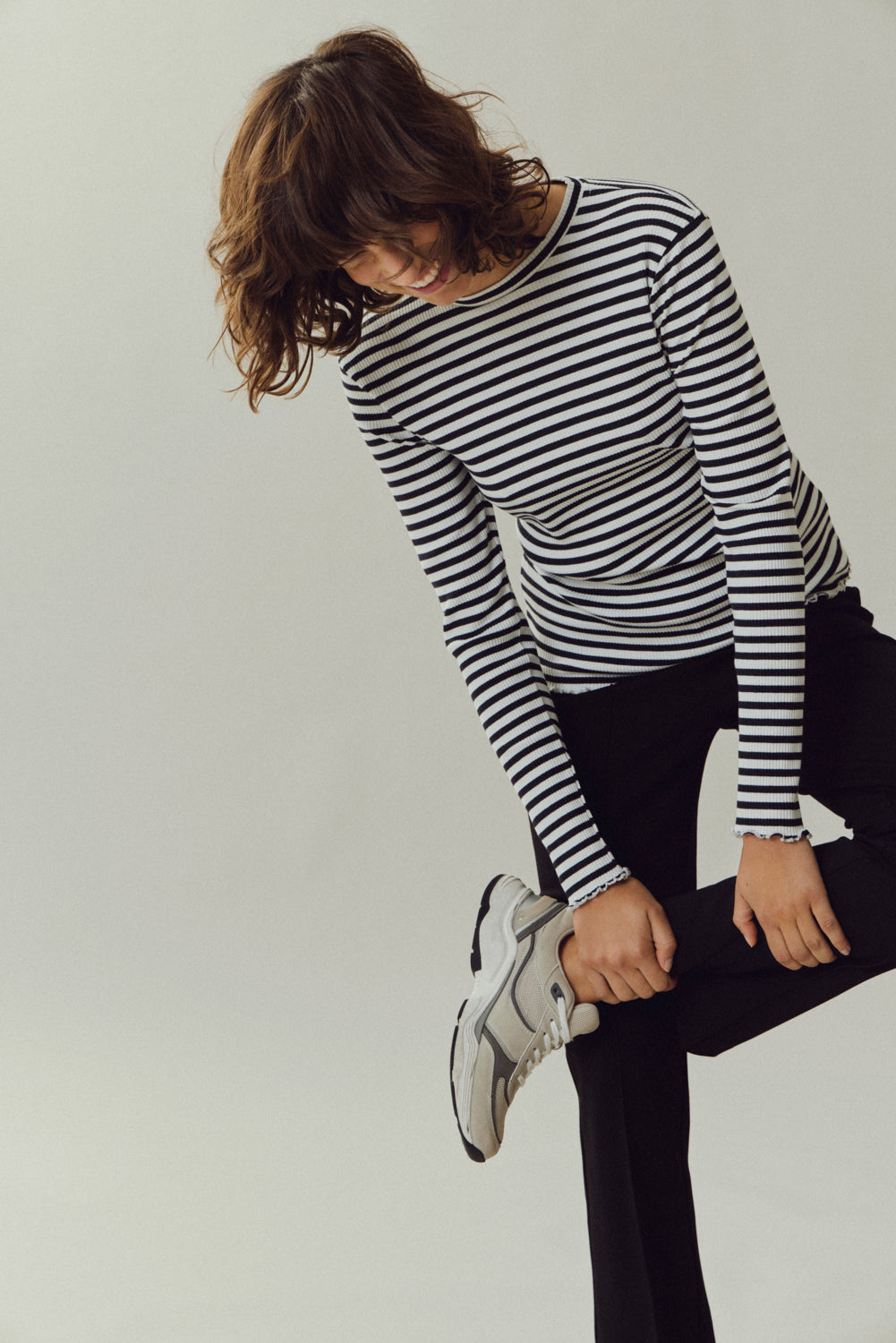 VITHESSA T-Shirts & Tops - Black